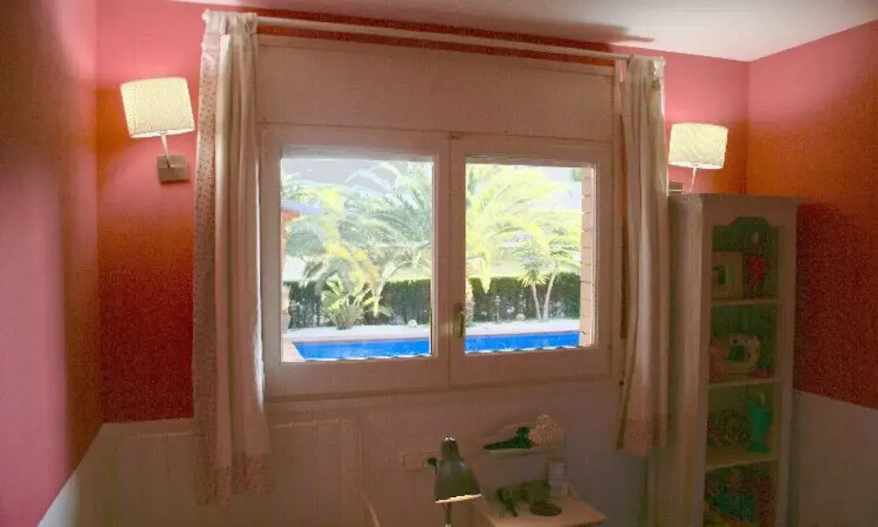 Lady Marian El Vendrell Villa