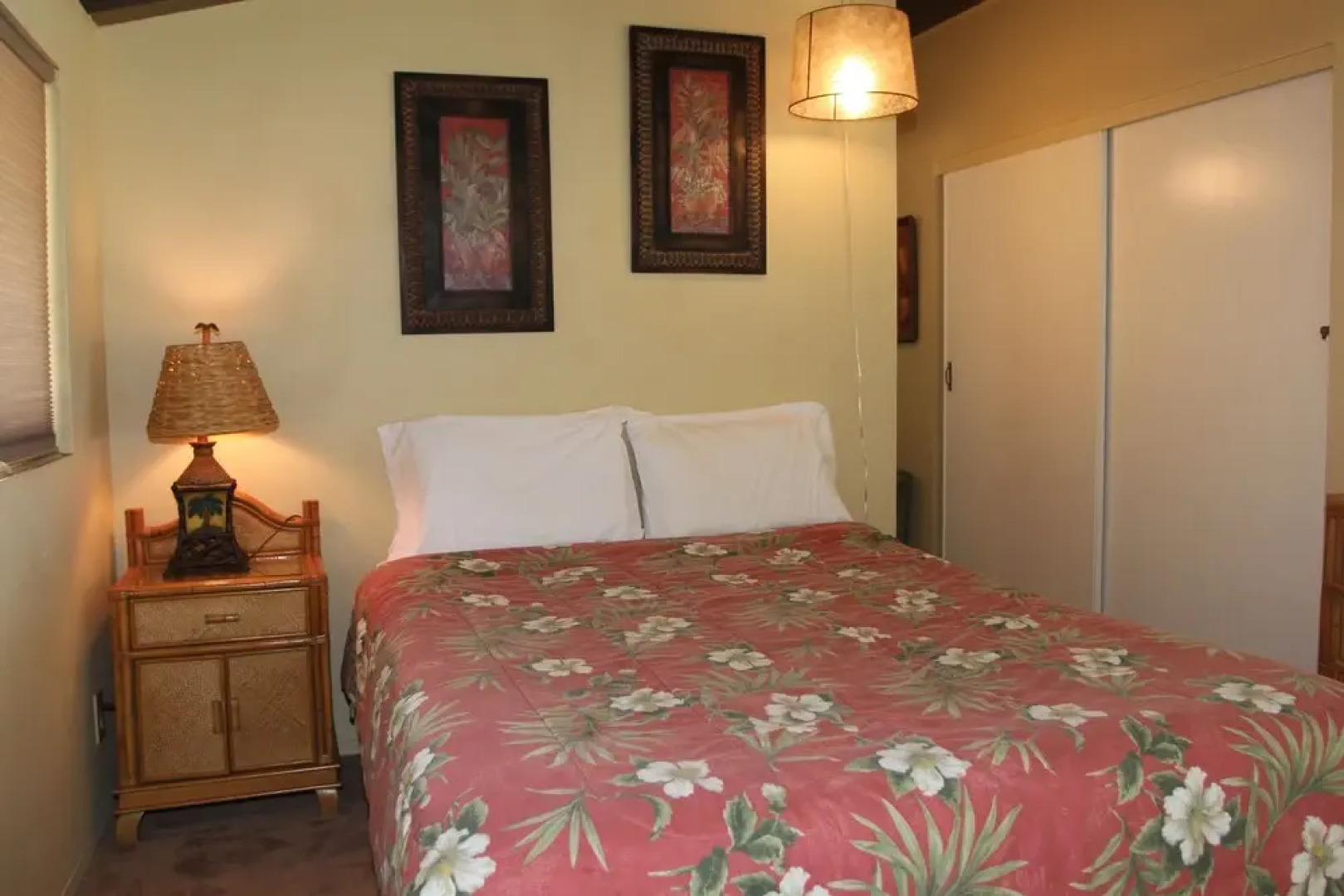 Hono Kai # C3 2 Bedrooms 2 Bathrooms Condo