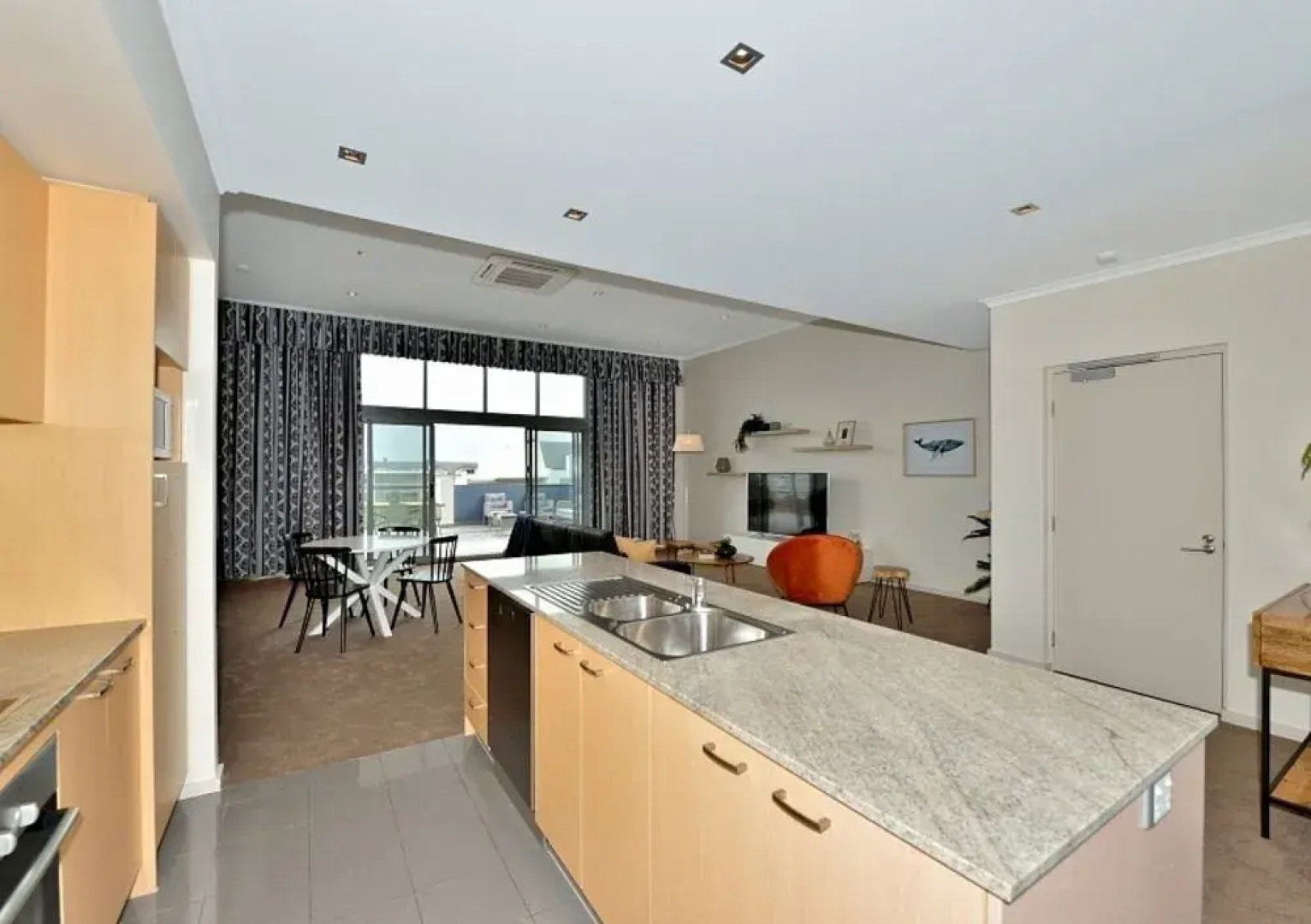 Mandurah Private Collection