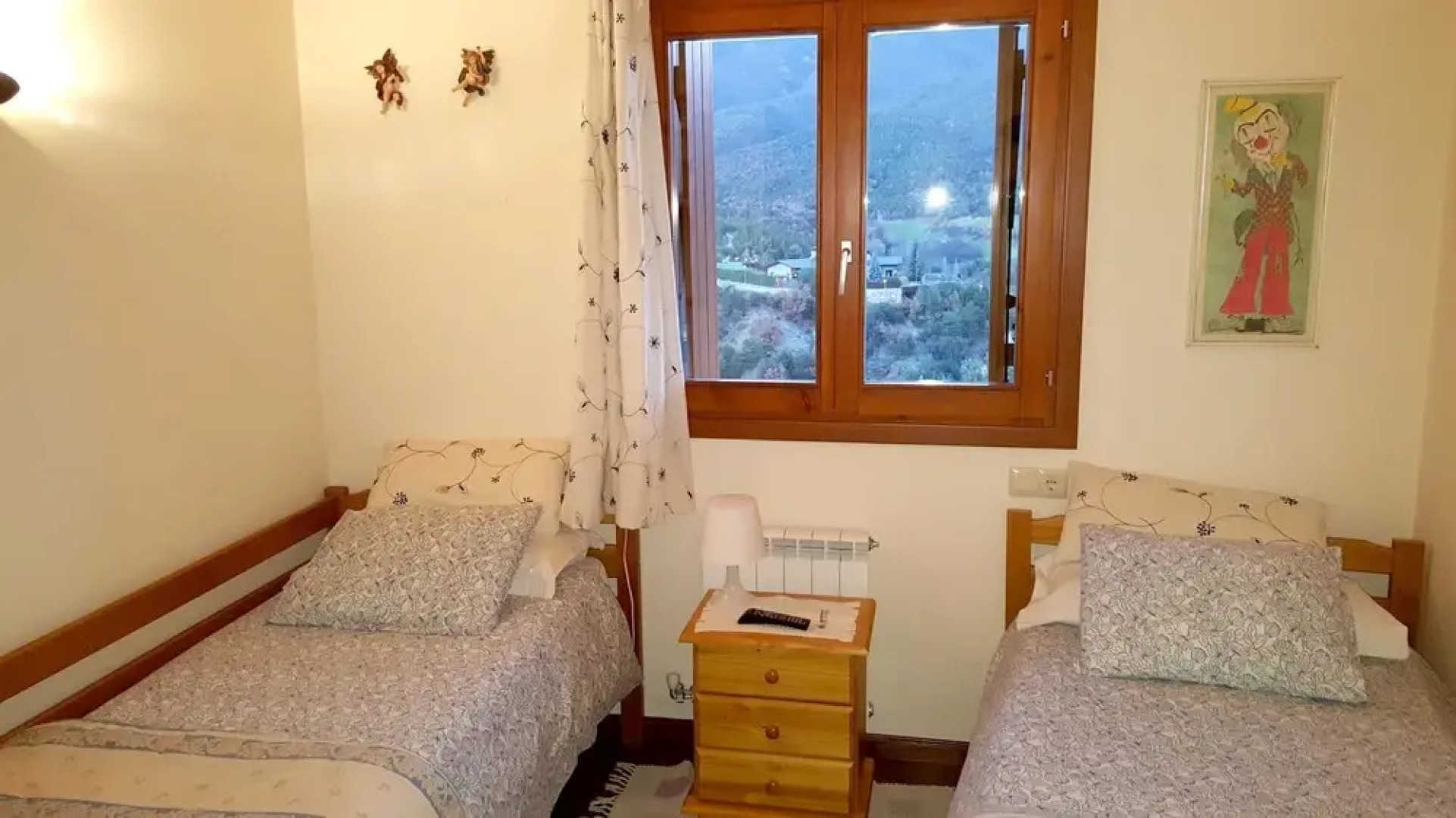 House With 3 Bedrooms in Lerida, With Furnished Garden and Wifi - 25 km From the Slopes