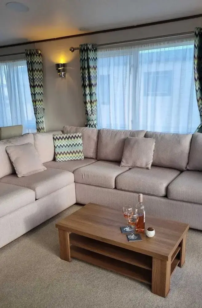 Stunning Seaside Lodge Nr New Forest 2 bed