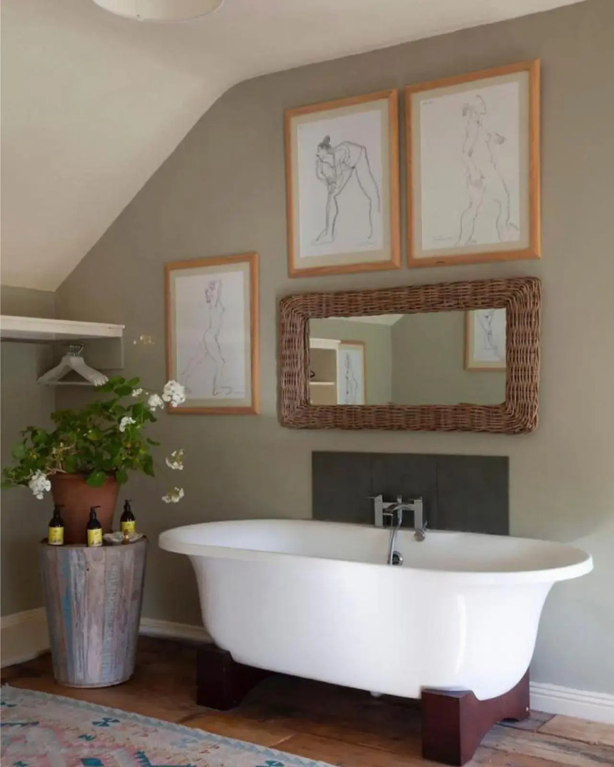 The Stable Yard House at Burtown House & Gardens