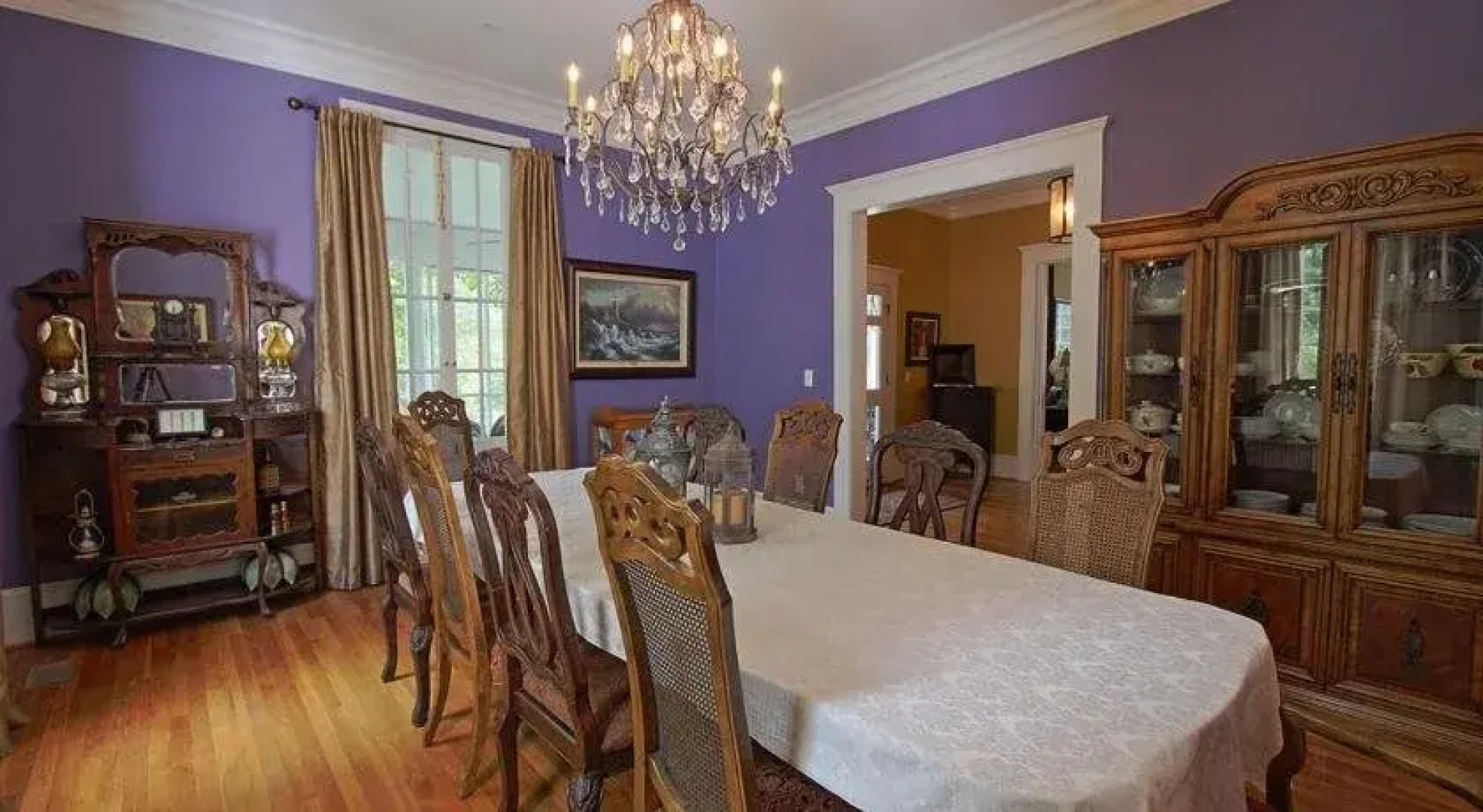 Bama Bed & Breakfast Campus