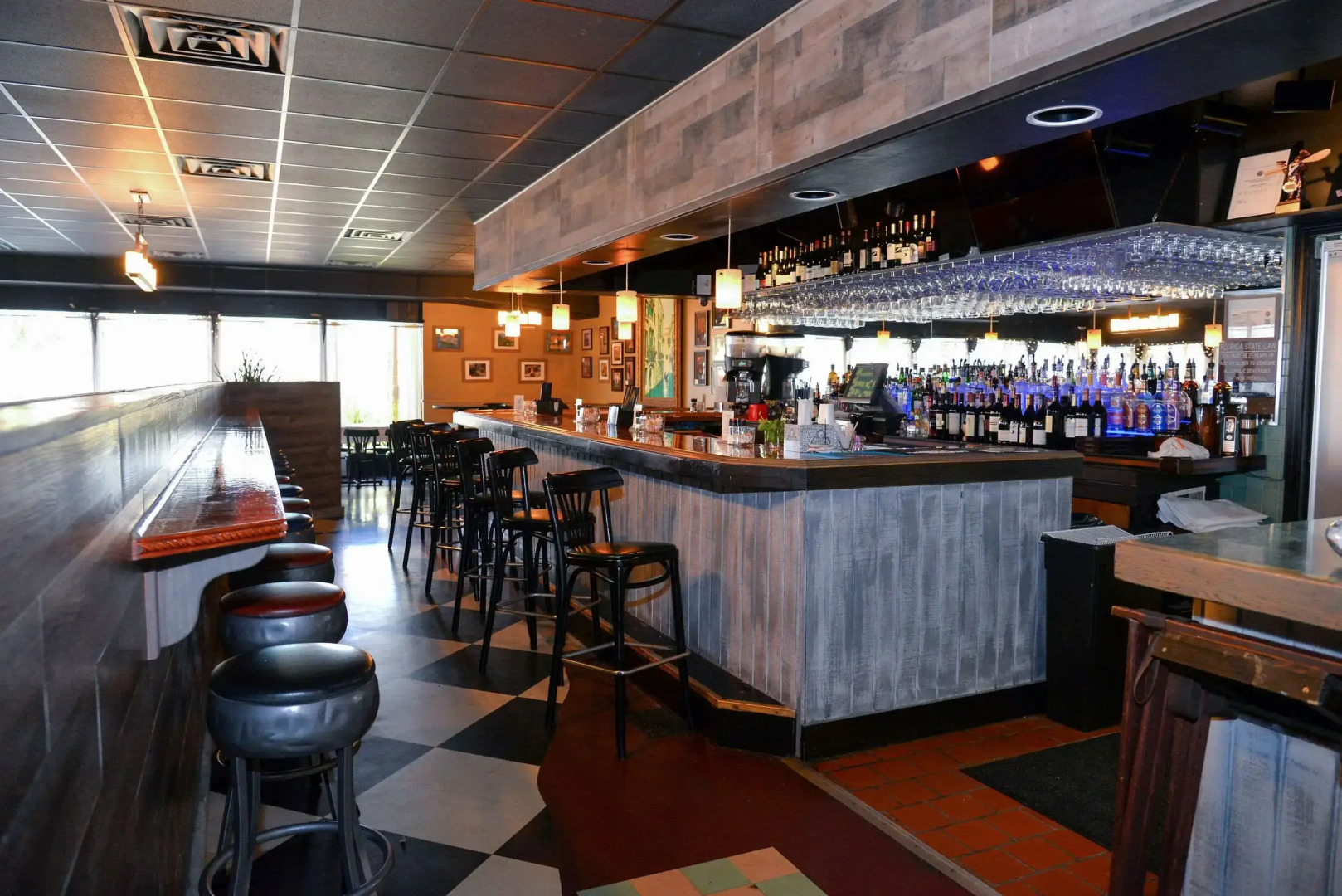 Quality Inn & Suites Gulf Breeze Bayside near Pensacola Beach