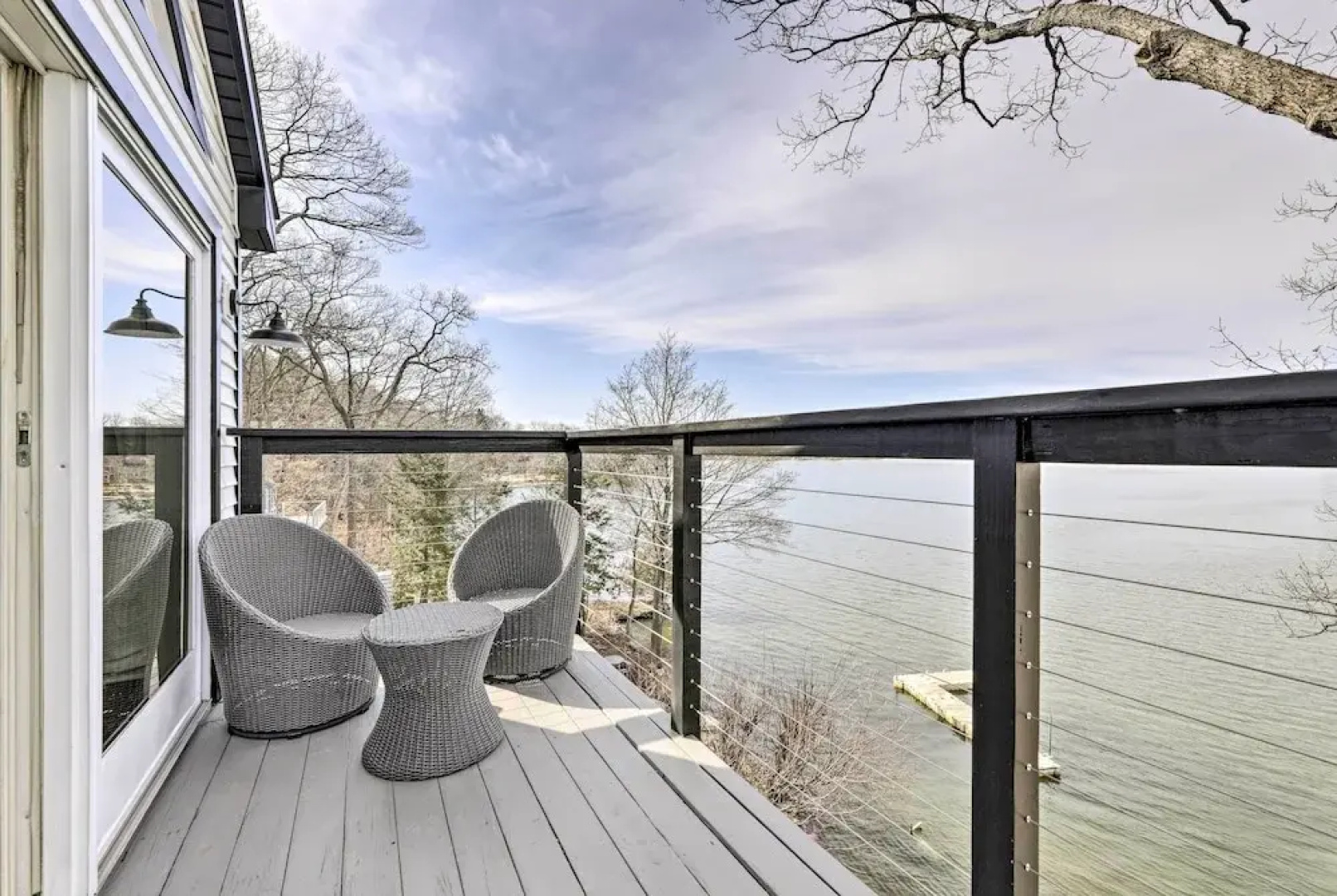 Lakefront Home: 2 Mi to Air Line State Park Trail!