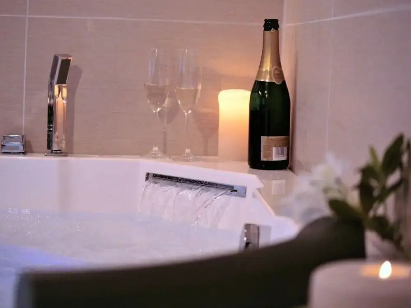 Ambiance Modern Retreat