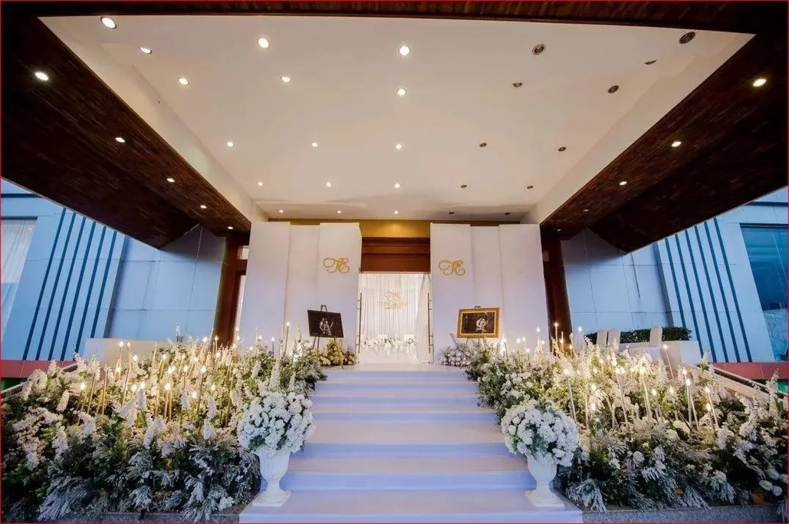 Arawan Riverside Hotel