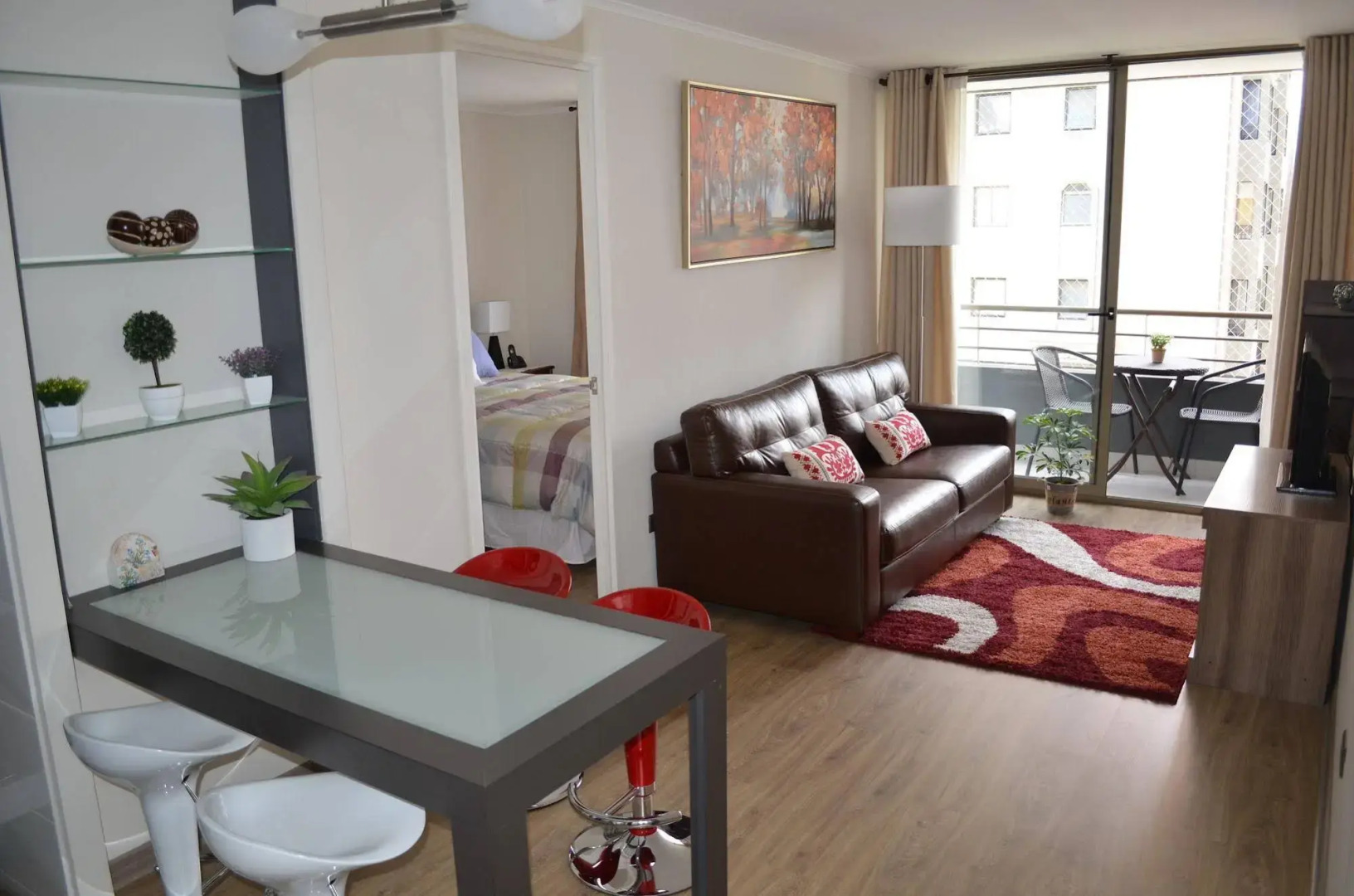 Plaza San Isidro Apartments