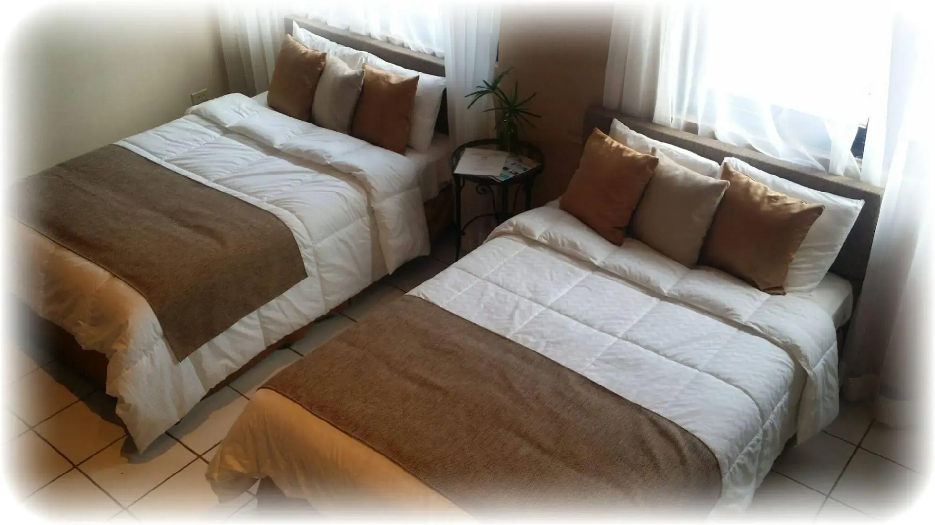 Mountain Lodge Suites