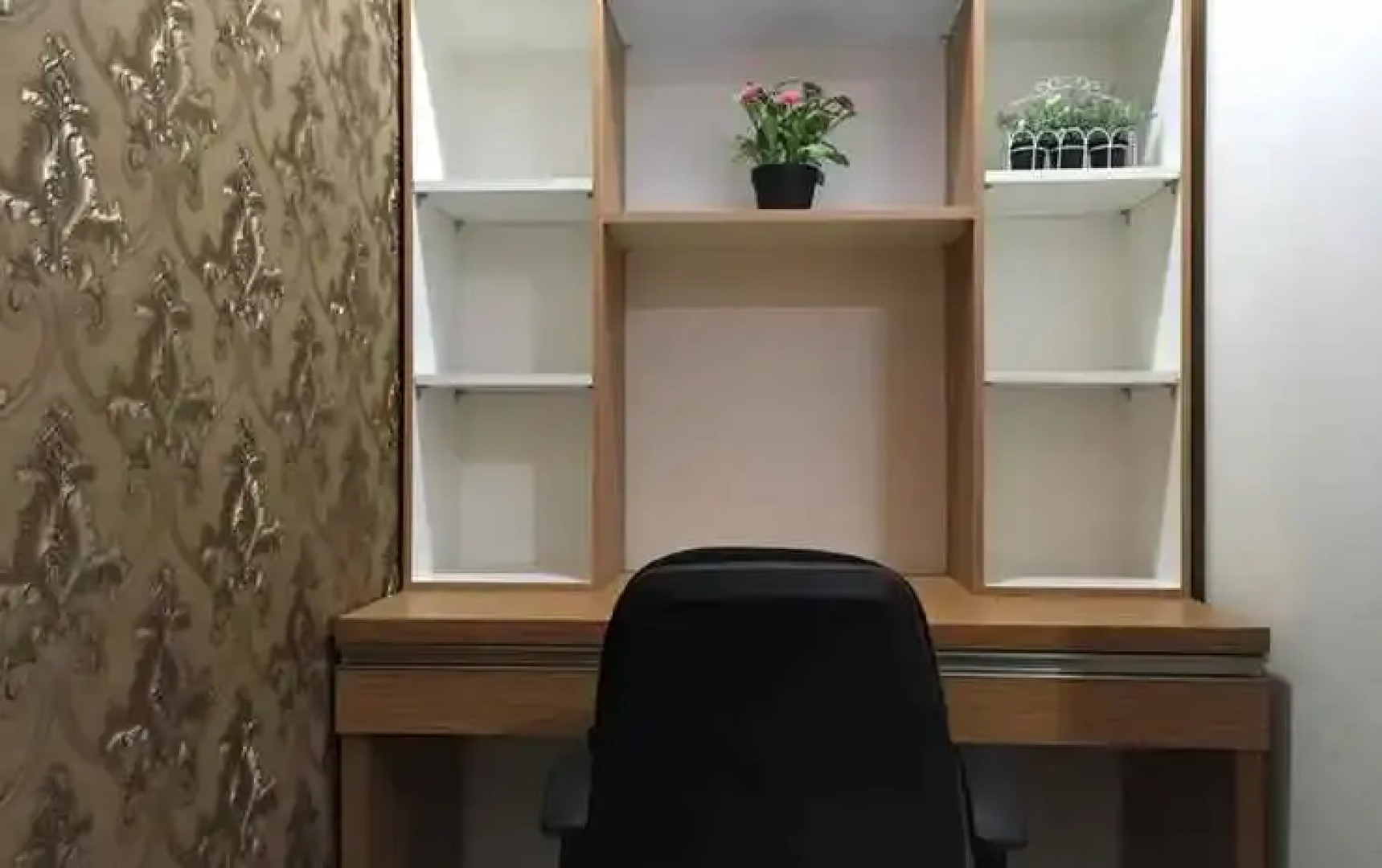 Tuscany Room at Apartemen Intermark BSD