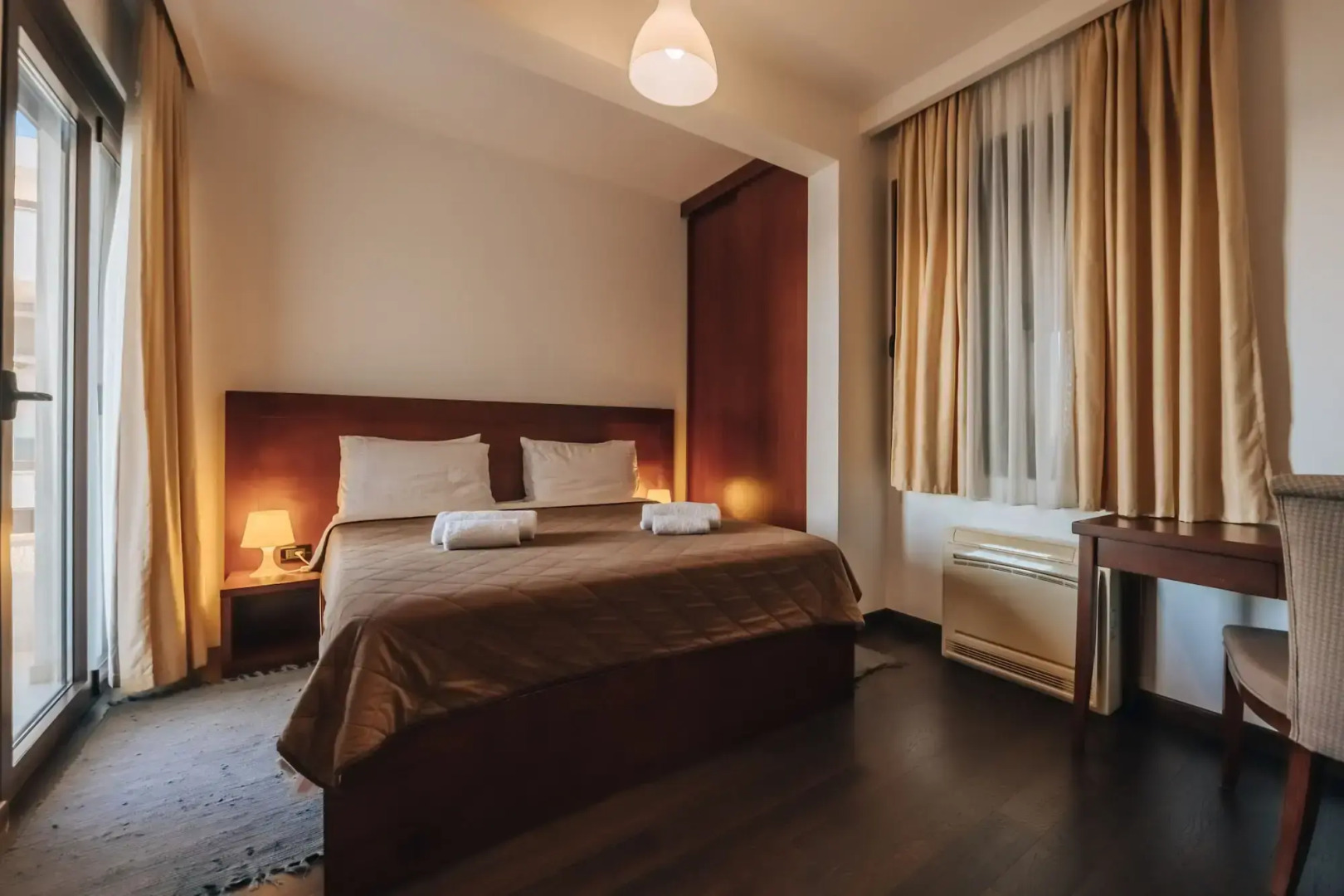 Apartments Kuce Lekovica snack bar- Bistro & Beach