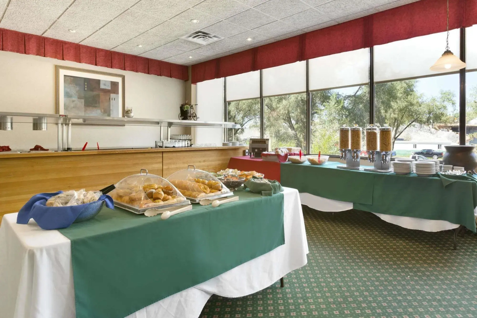 Ramada by Wyndham Belleville Harbourview Conference Centre