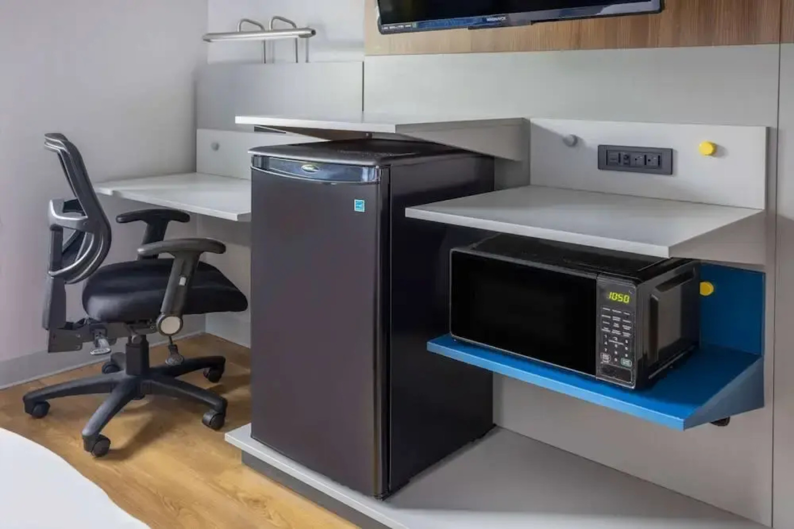 Microtel Inn & Suites by Wyndham Salisbury