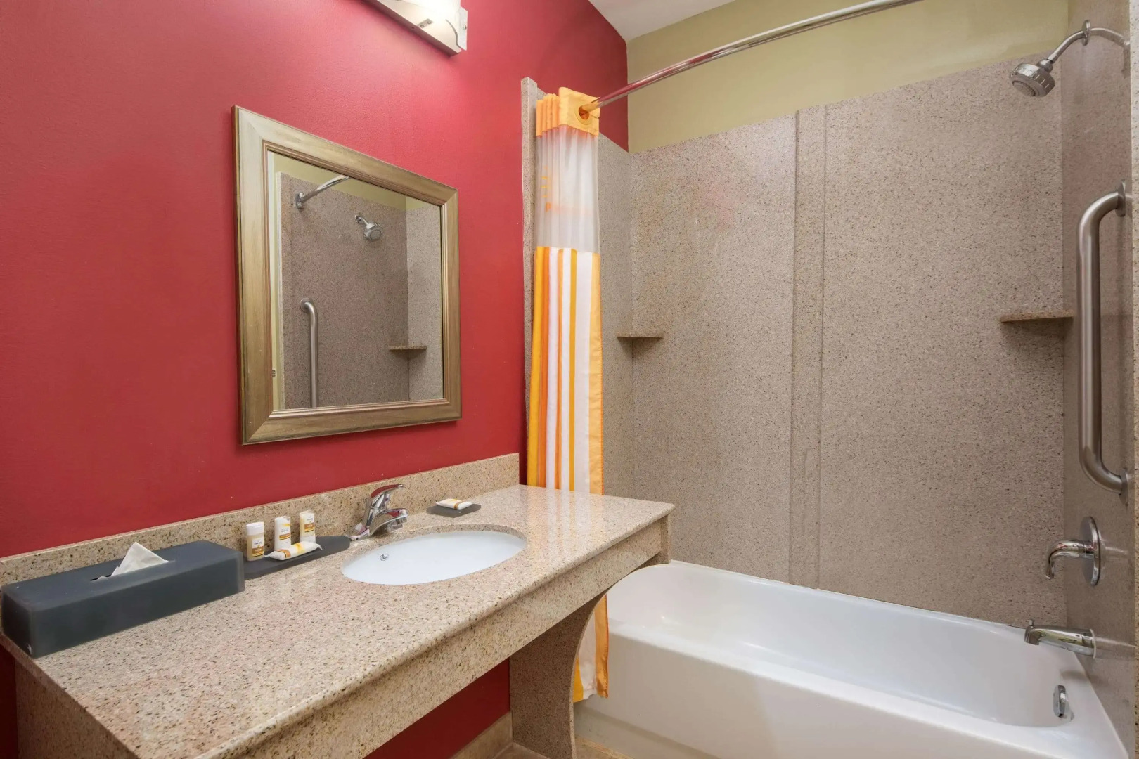 La Quinta Inn & Suites by Wyndham Atlanta-Union City