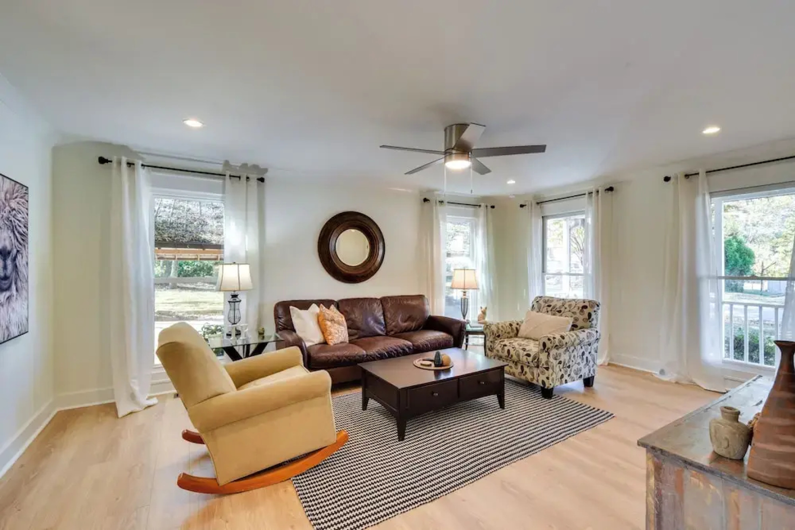 Tranquil Travelers Rest Home w/ Fire Pit!