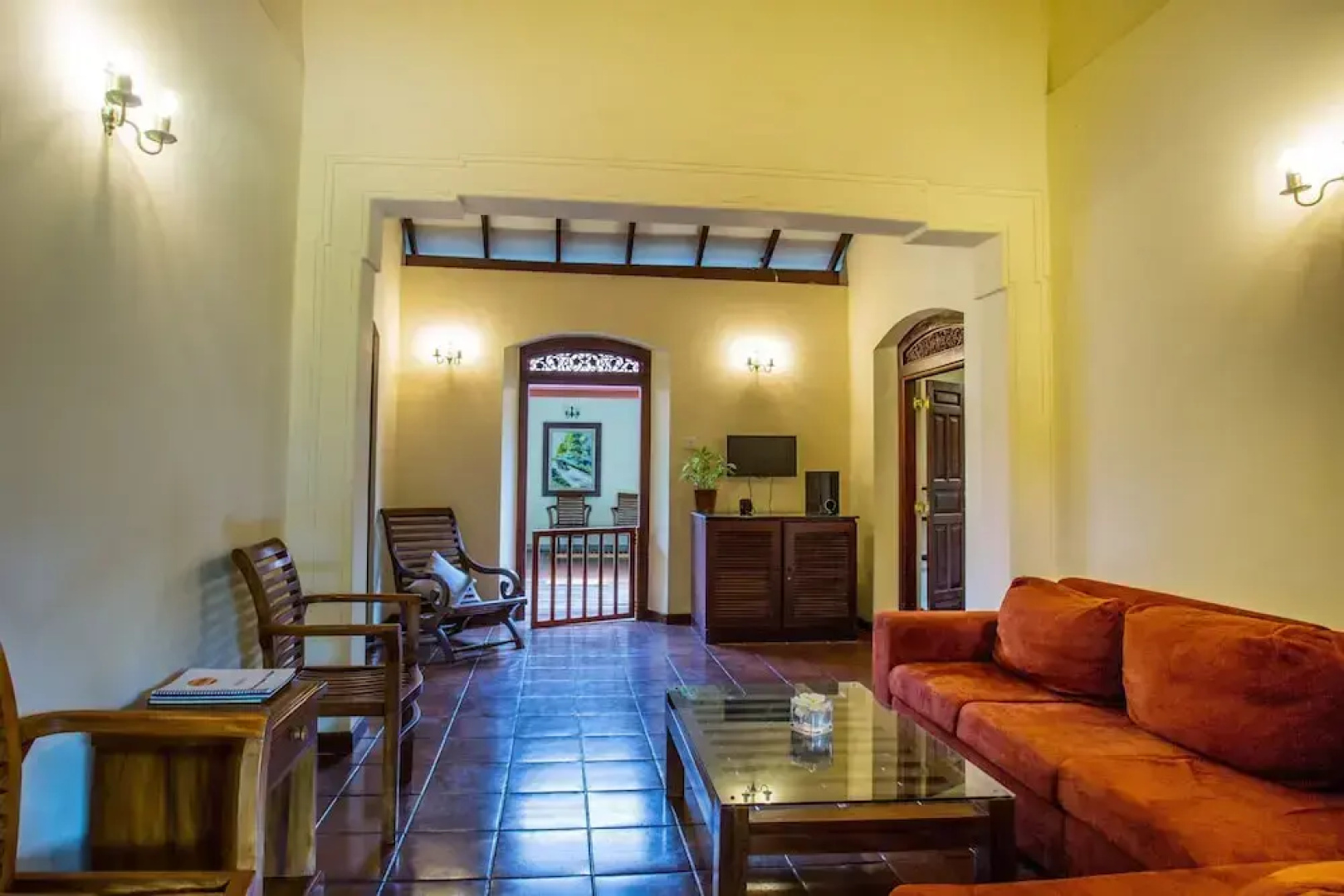 The Chalet - Whole Villa 2 Bedroom (Sleeps 4)