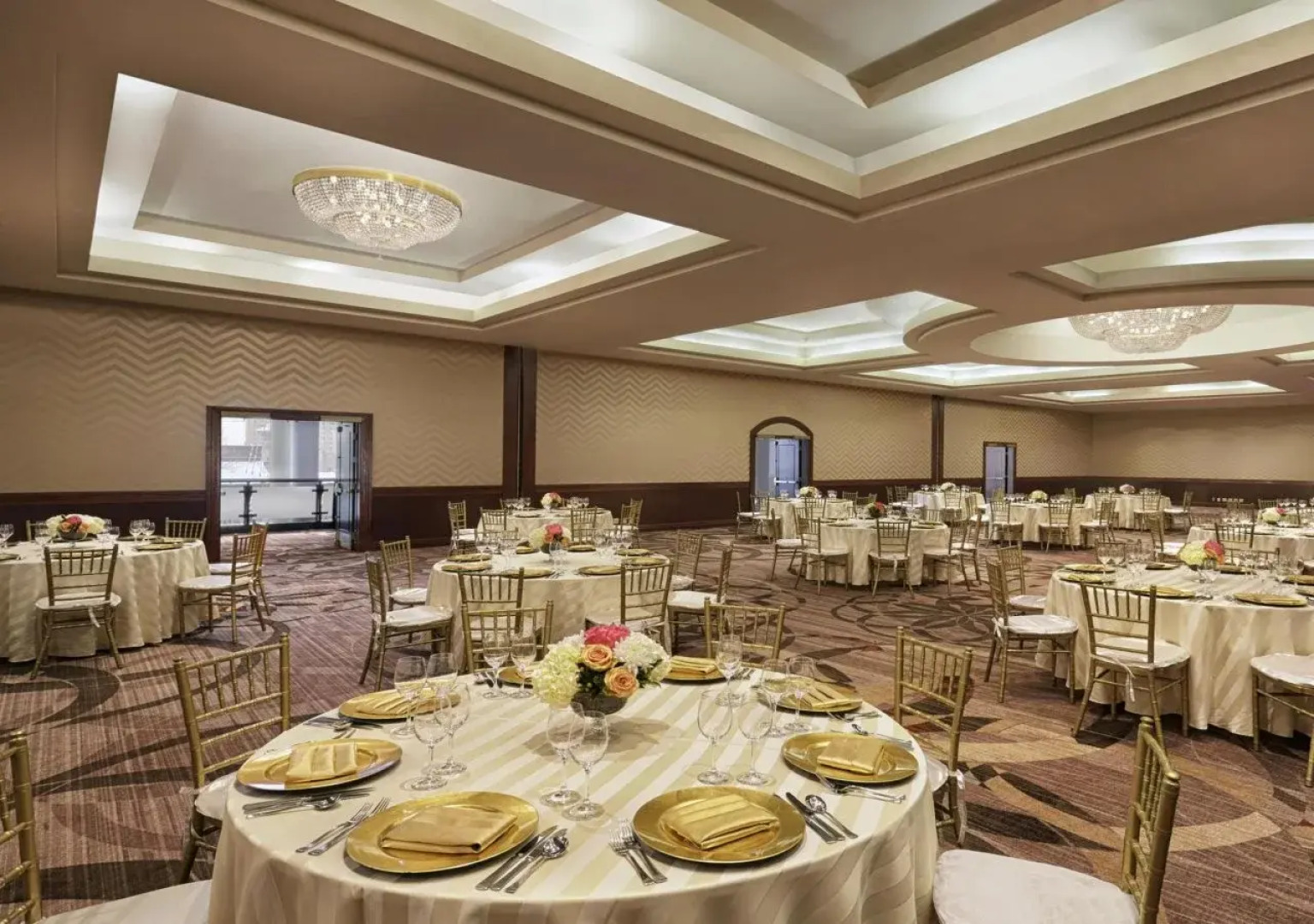 Sheraton Suites Calgary Eau Claire