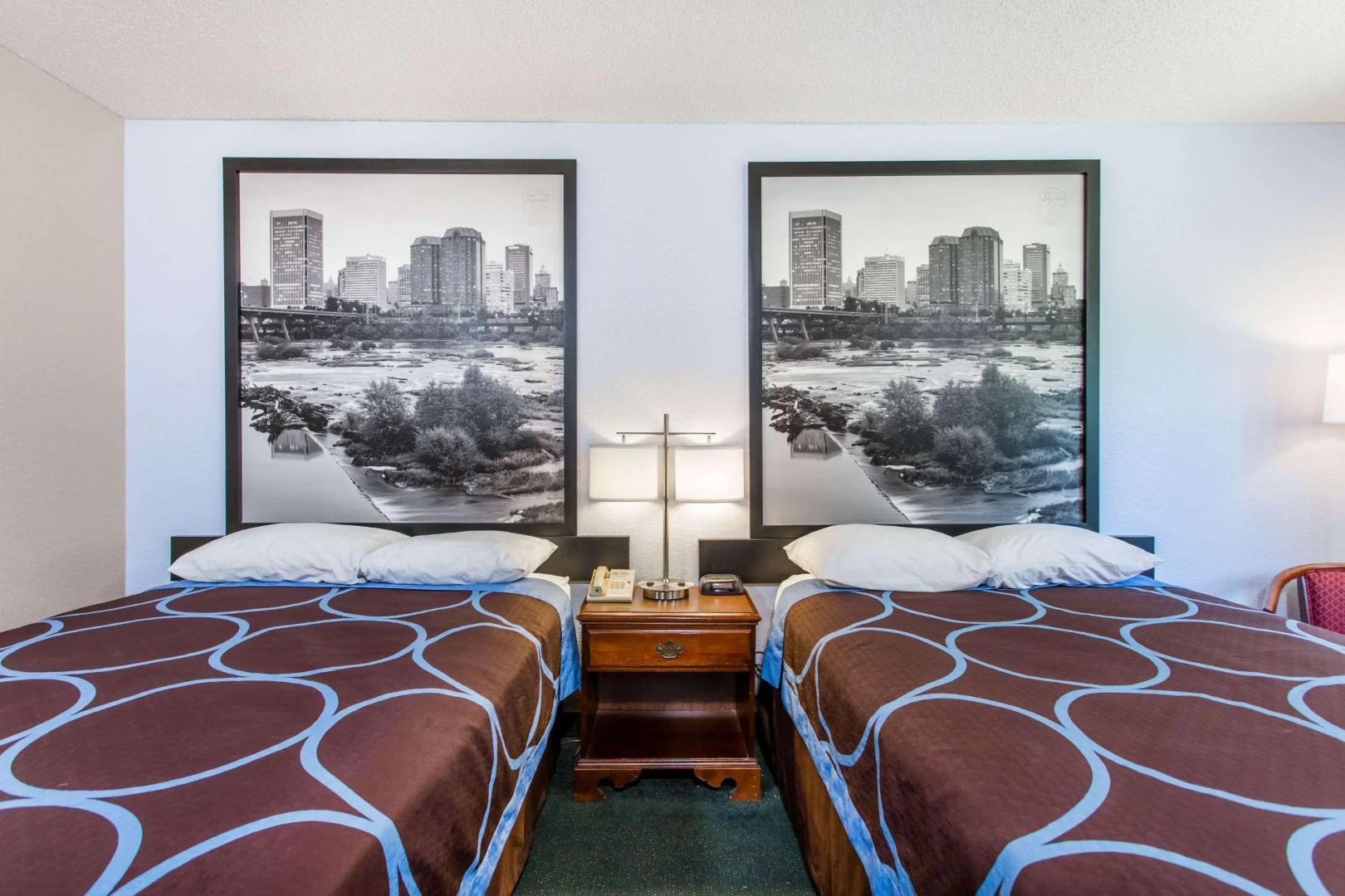 Super 8 by Wyndham Farmville