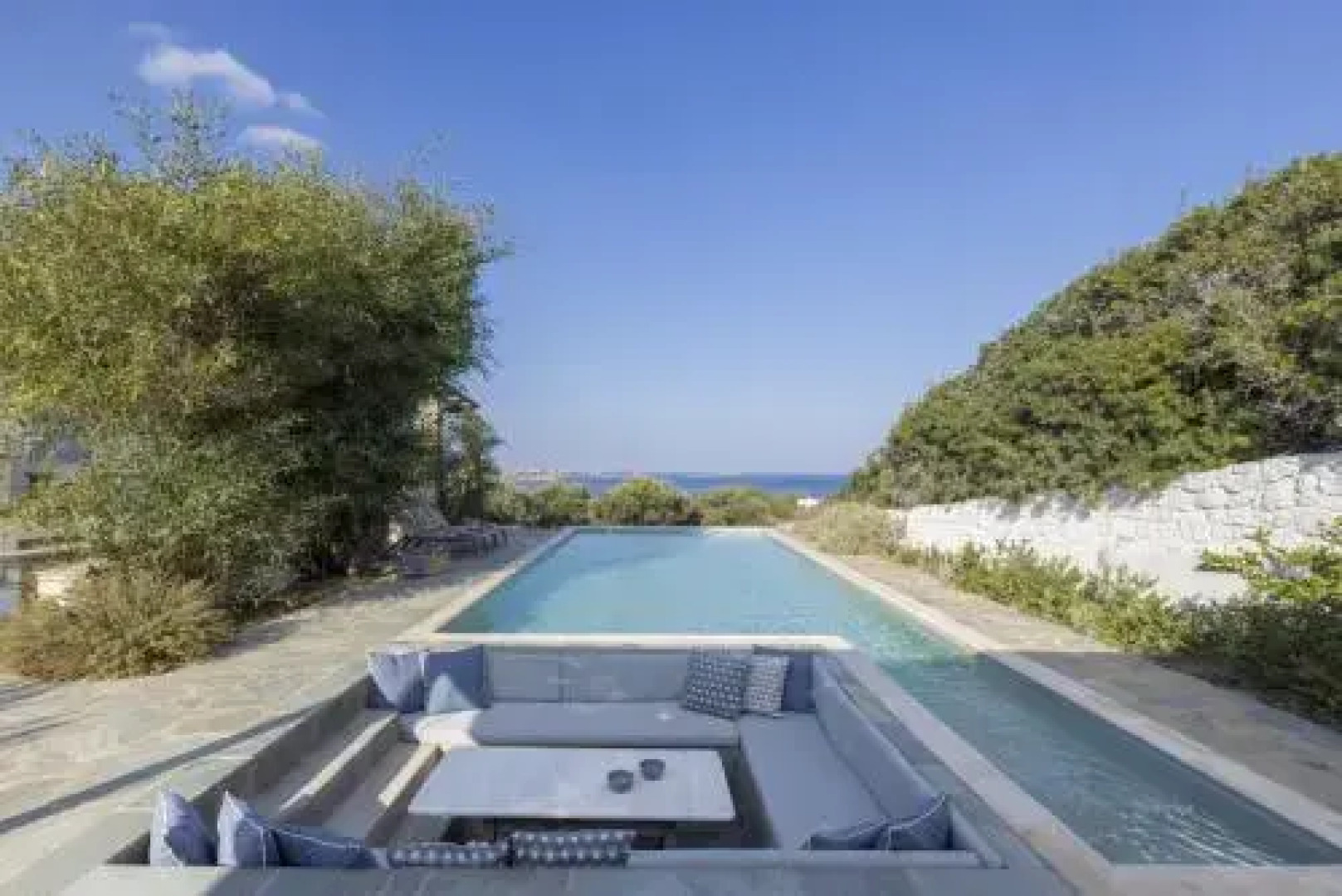Villa Alkyoni · Beautiful 8-Person Family Villa with Great Views
