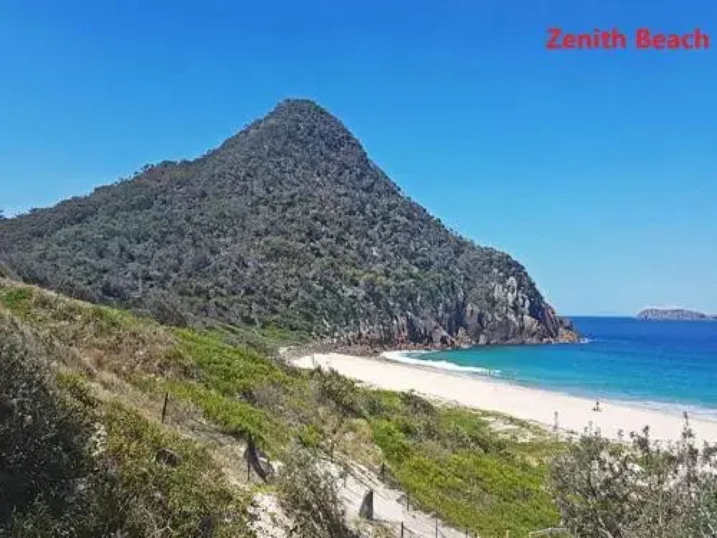 The White House', 25 Tomaree Road - Fantastic House With Pool, Linen Foxtel And Wii-U