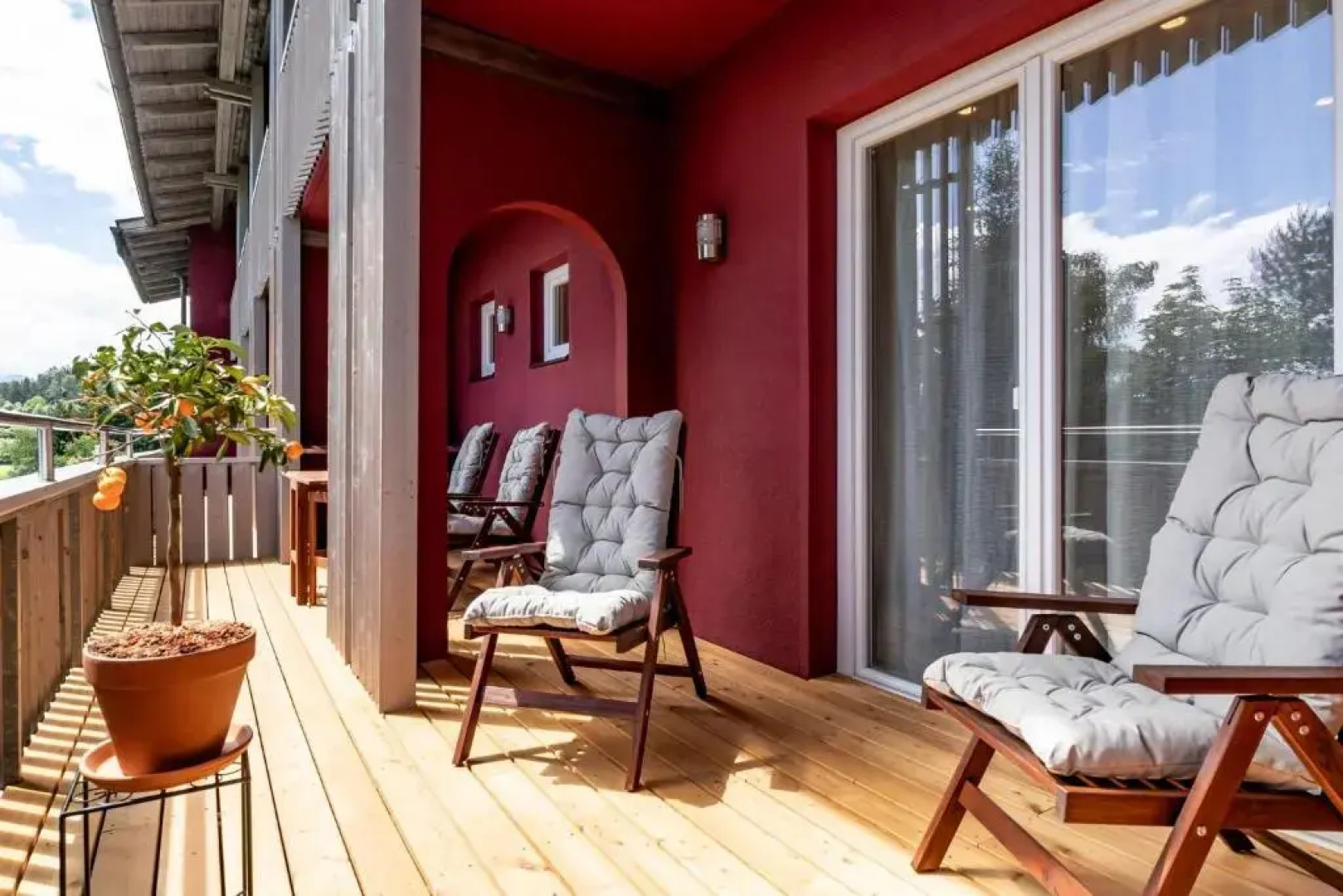 Tom's Seeblick Domizil