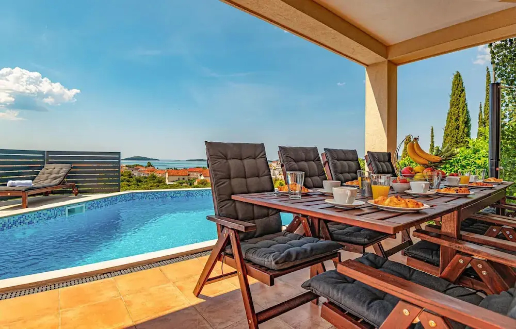 Amazing Home in Brodarica With Outdoor Swimming Pool, Wifi and Heated Swimming Pool