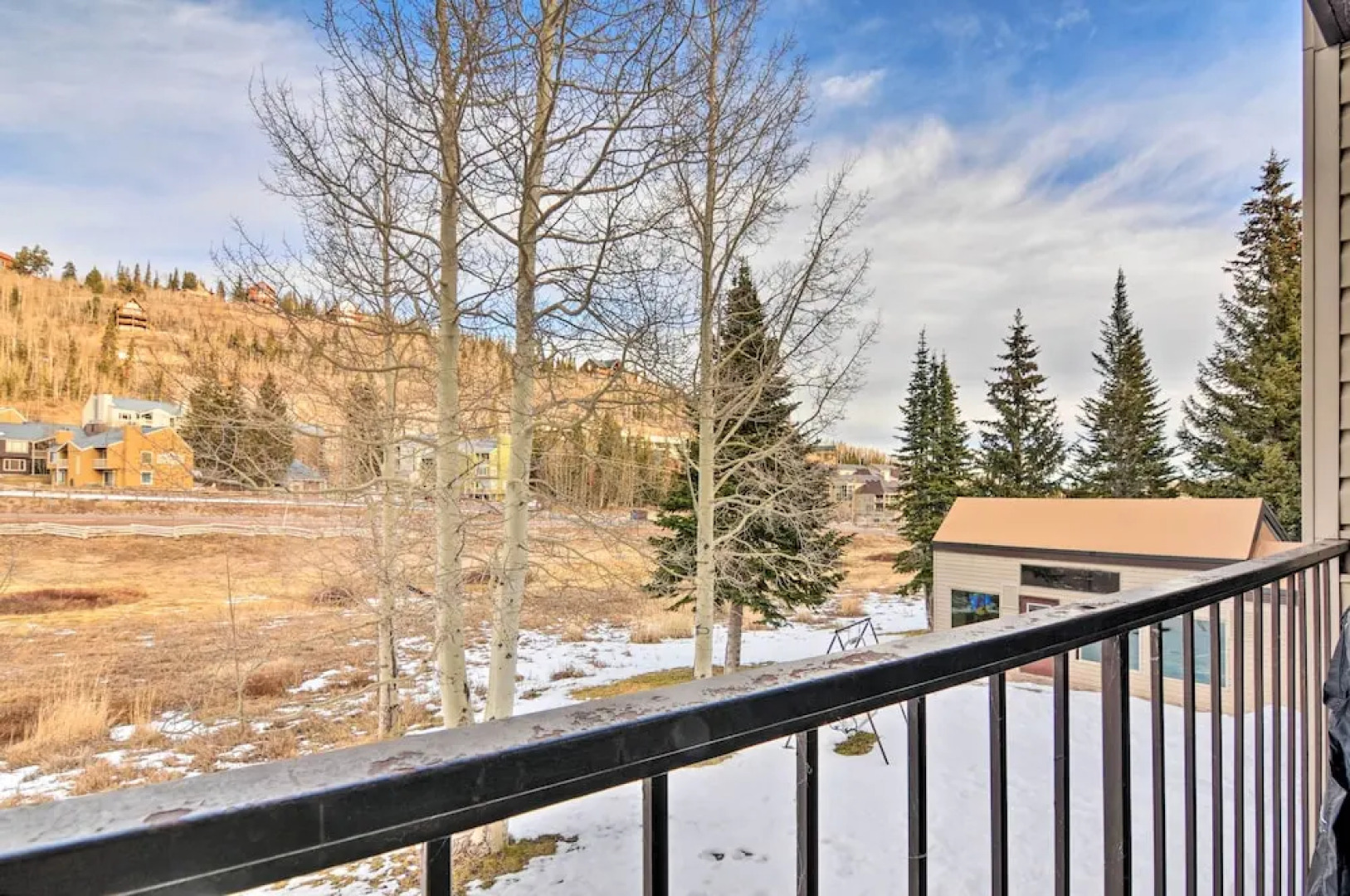 Sweet Skiers Escape < Half-mile to the Slopes!