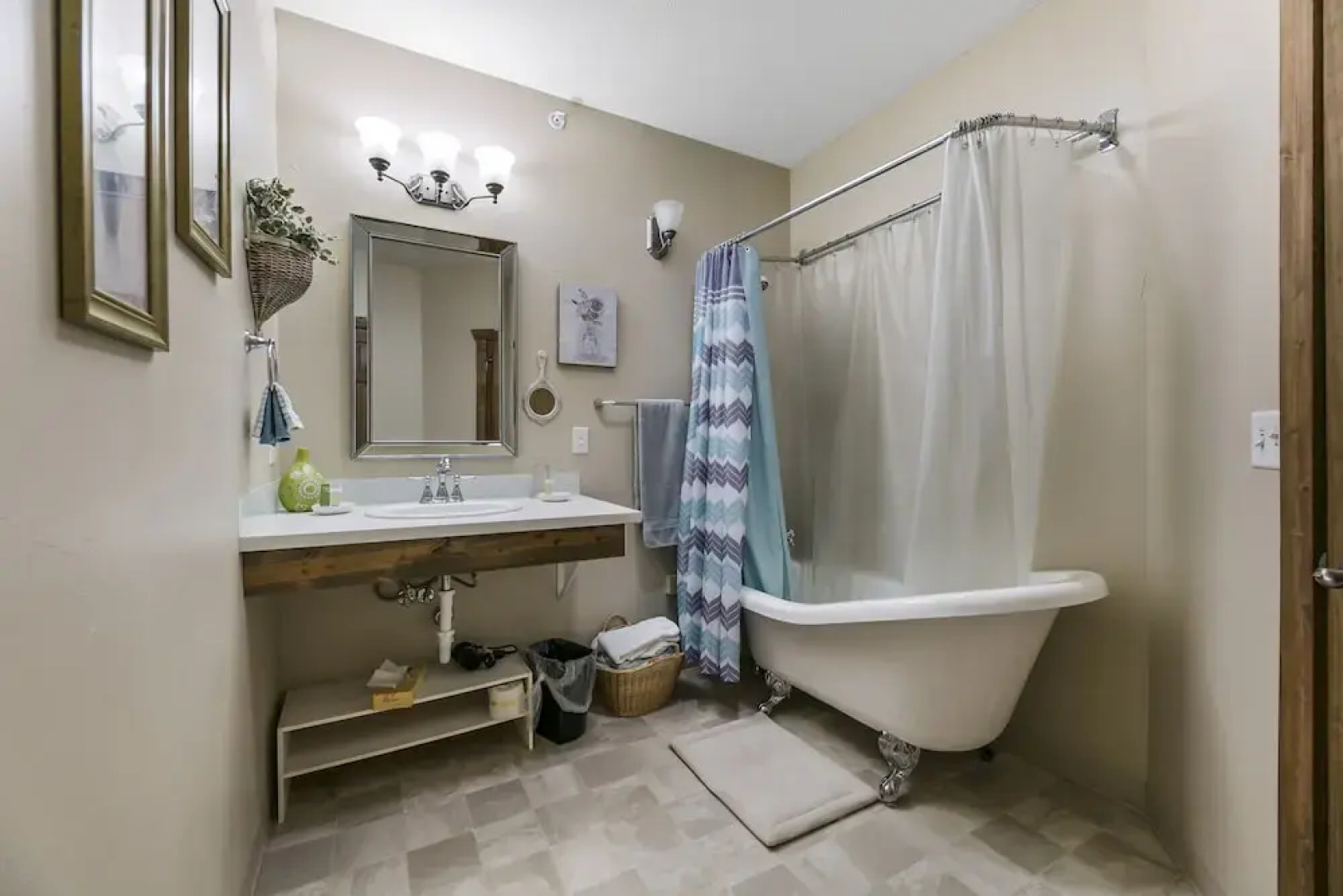 Twisters Bed and Breakfast