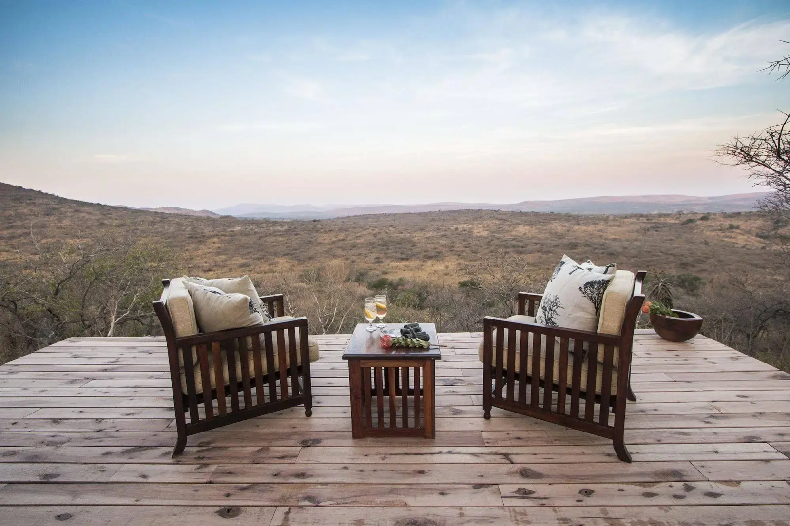 Rhino Ridge Safari Lodge