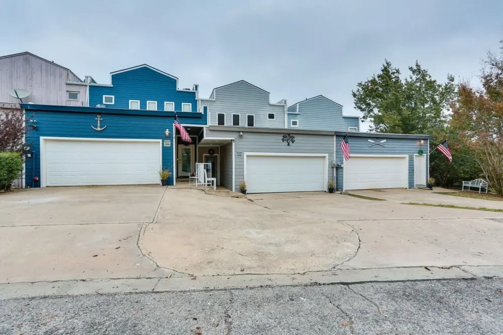 Lakefront Townhome in Pottsboro: Pets Welcome!