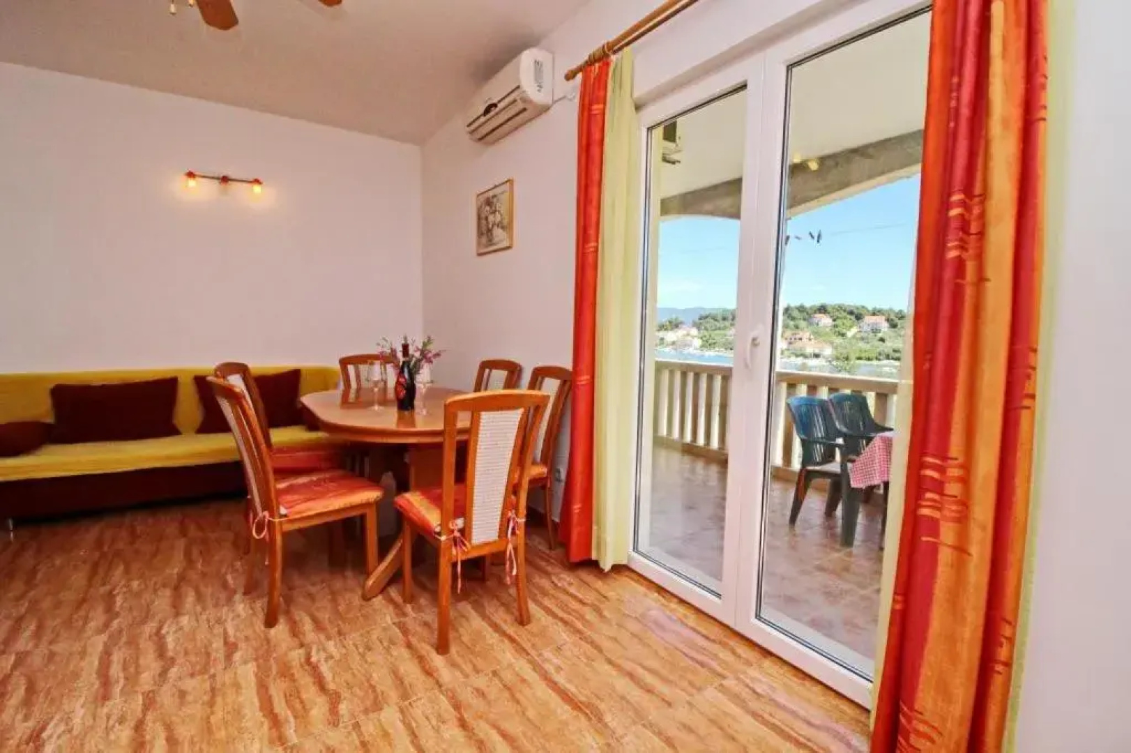 Apartments Veselka