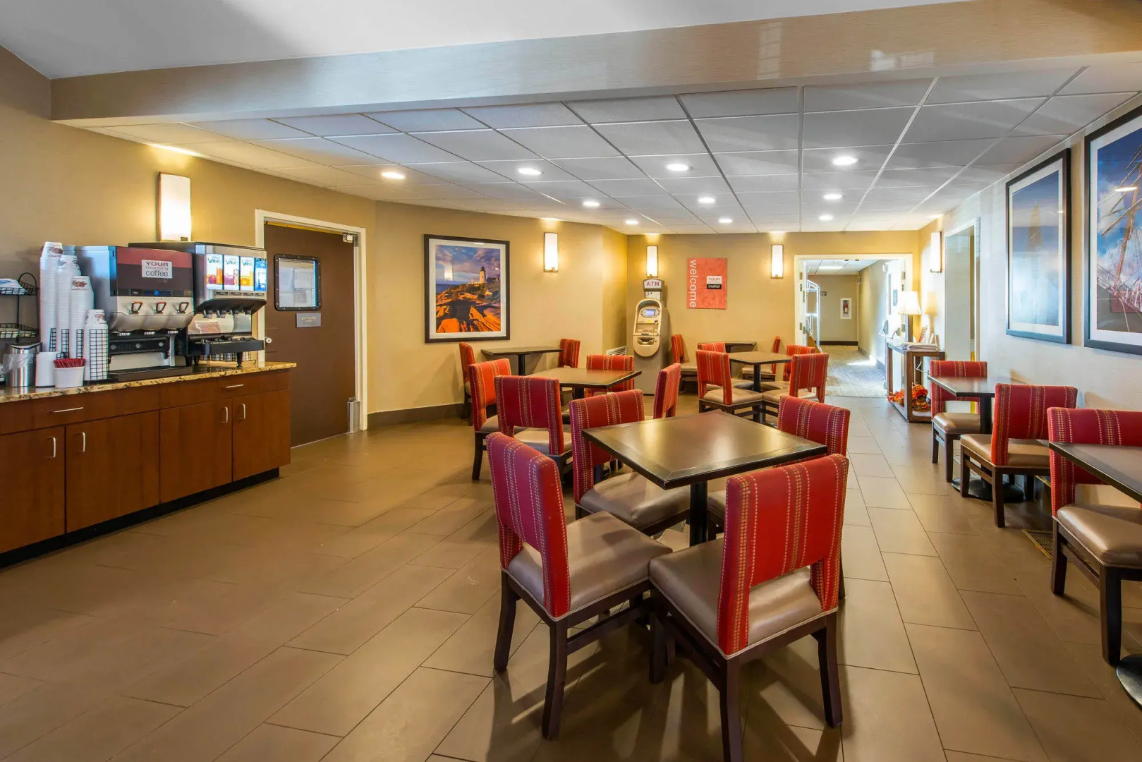 Comfort Inn & Suites Erie - Splash Lagoon Indoor Waterpark