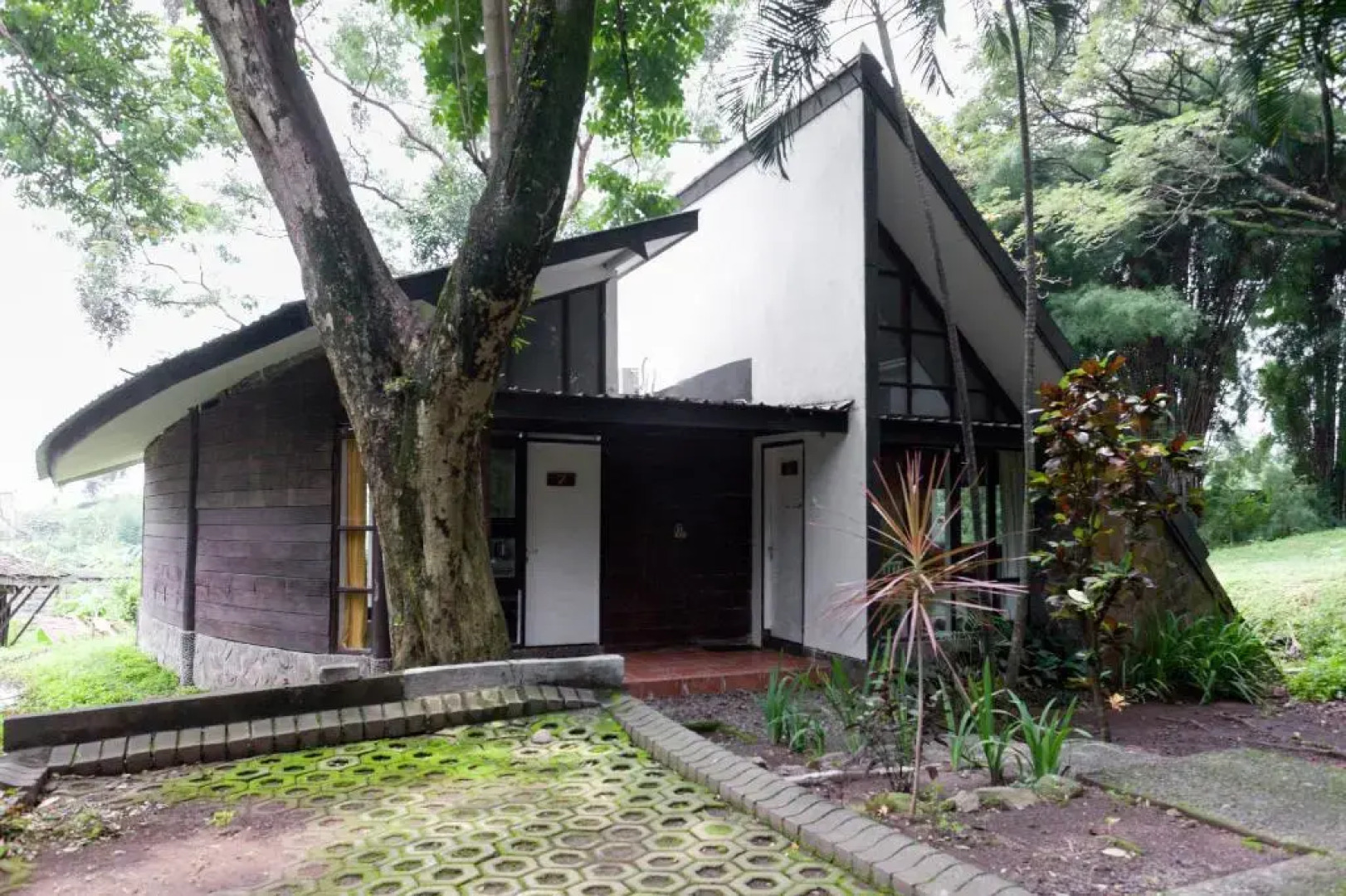 OYO 430 Grand Mulia Sakinah Boutique Hotel