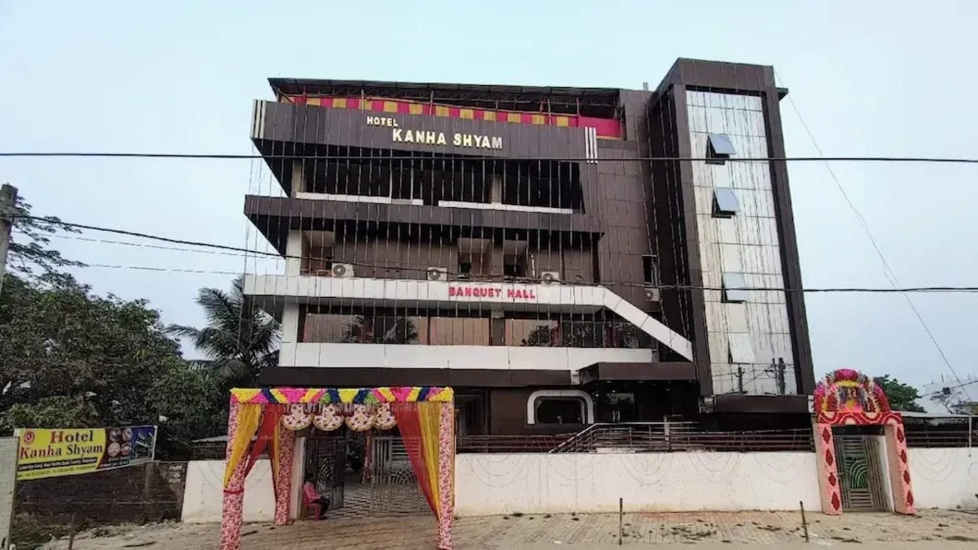 Hotel Kanha Shyam Madhubani