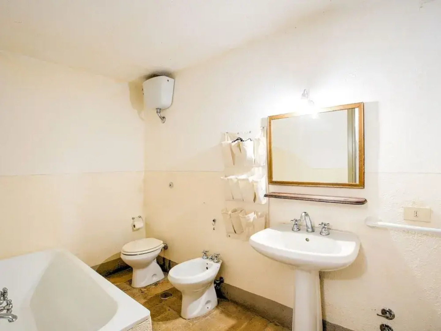 Spacious Villa in Sermugnano With Private Swimming Pool