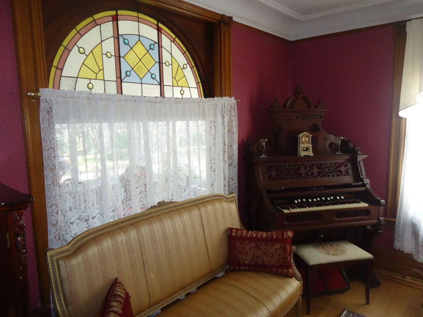 Absolute Elegance Bed and Breakfast