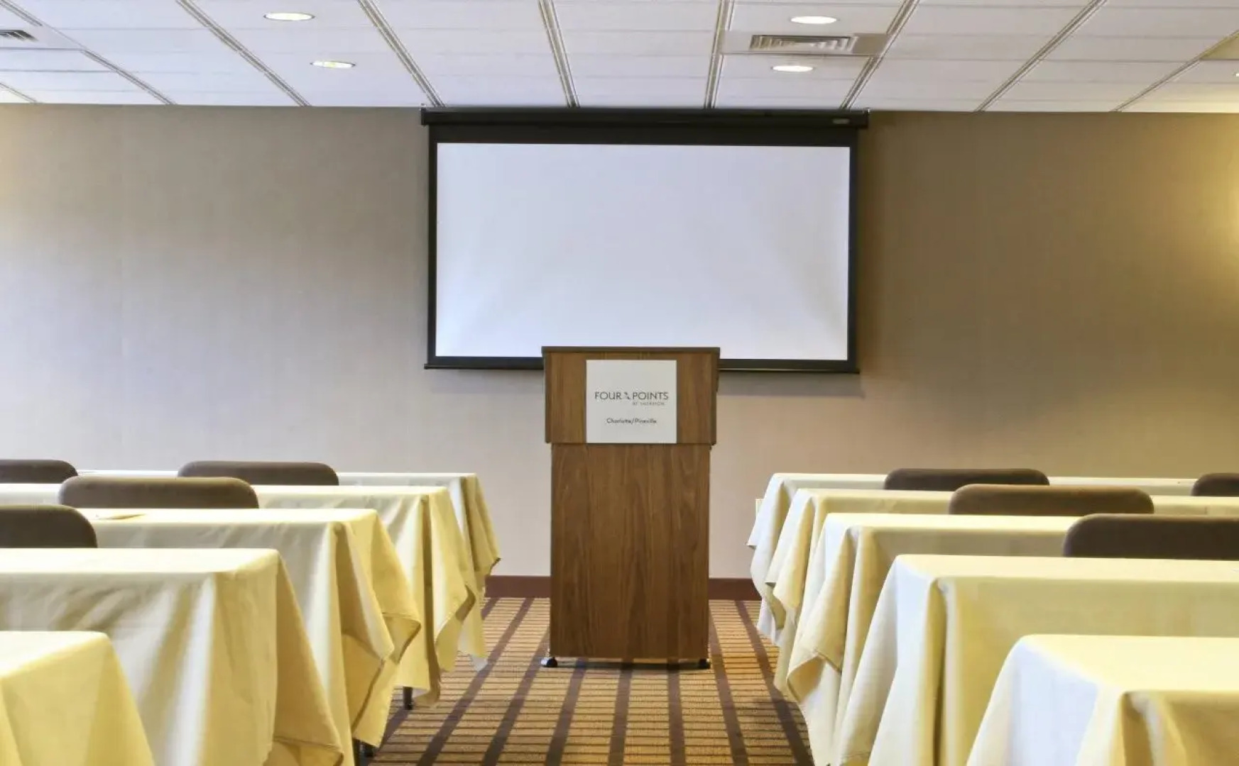 Four Points by Sheraton Charlotte - Pineville