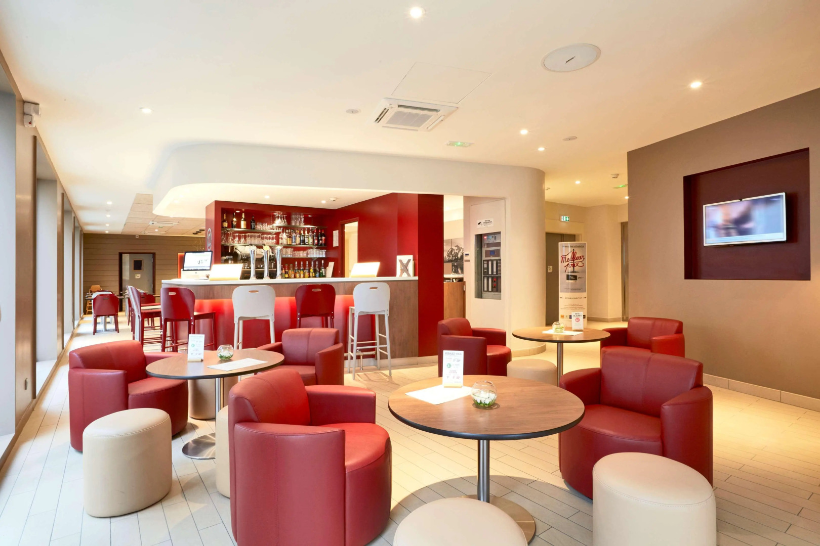 Campanile Nature - Taverny