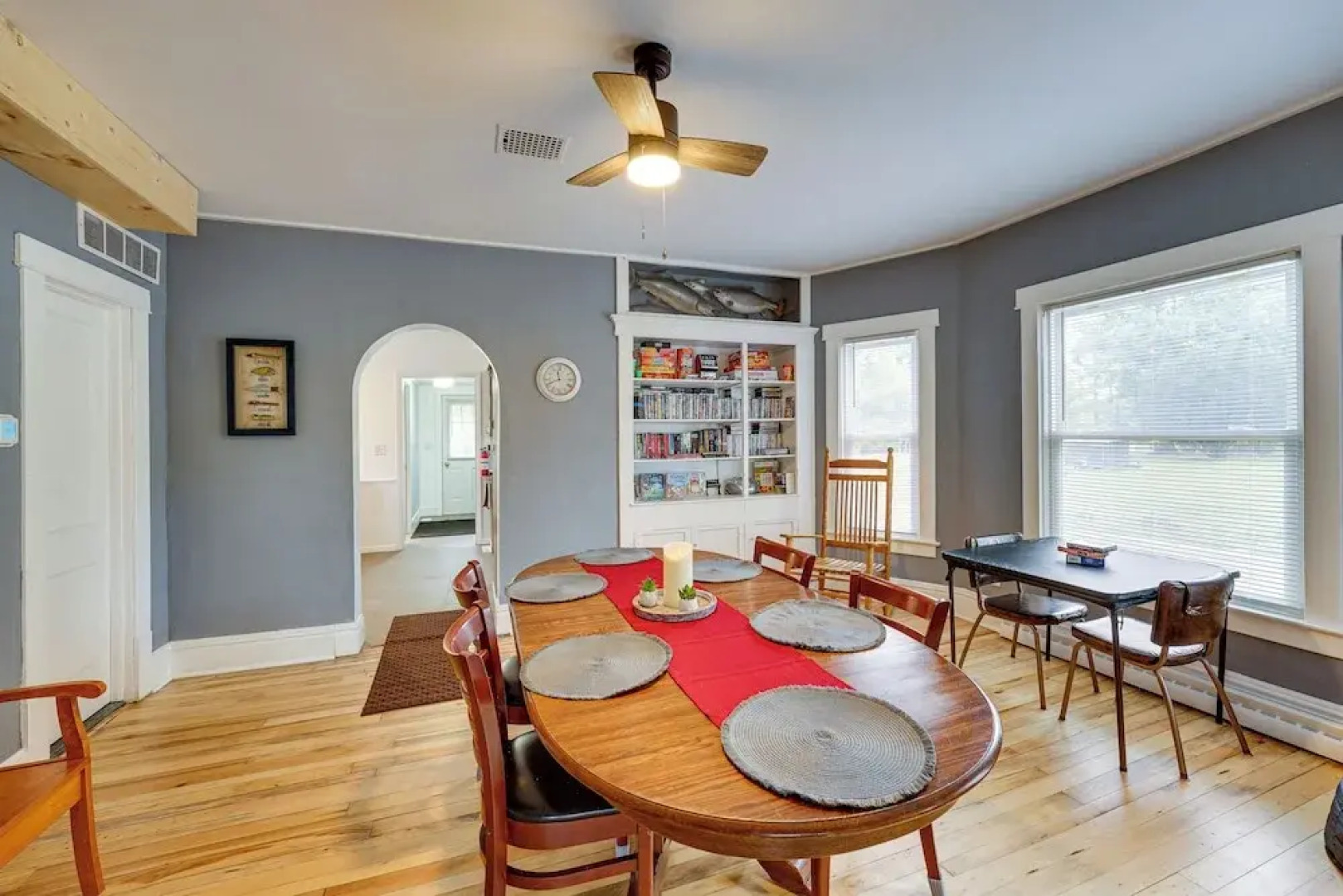 Cozy Hart Getaway w/ Fire Pit < 1 Mi to Lake!