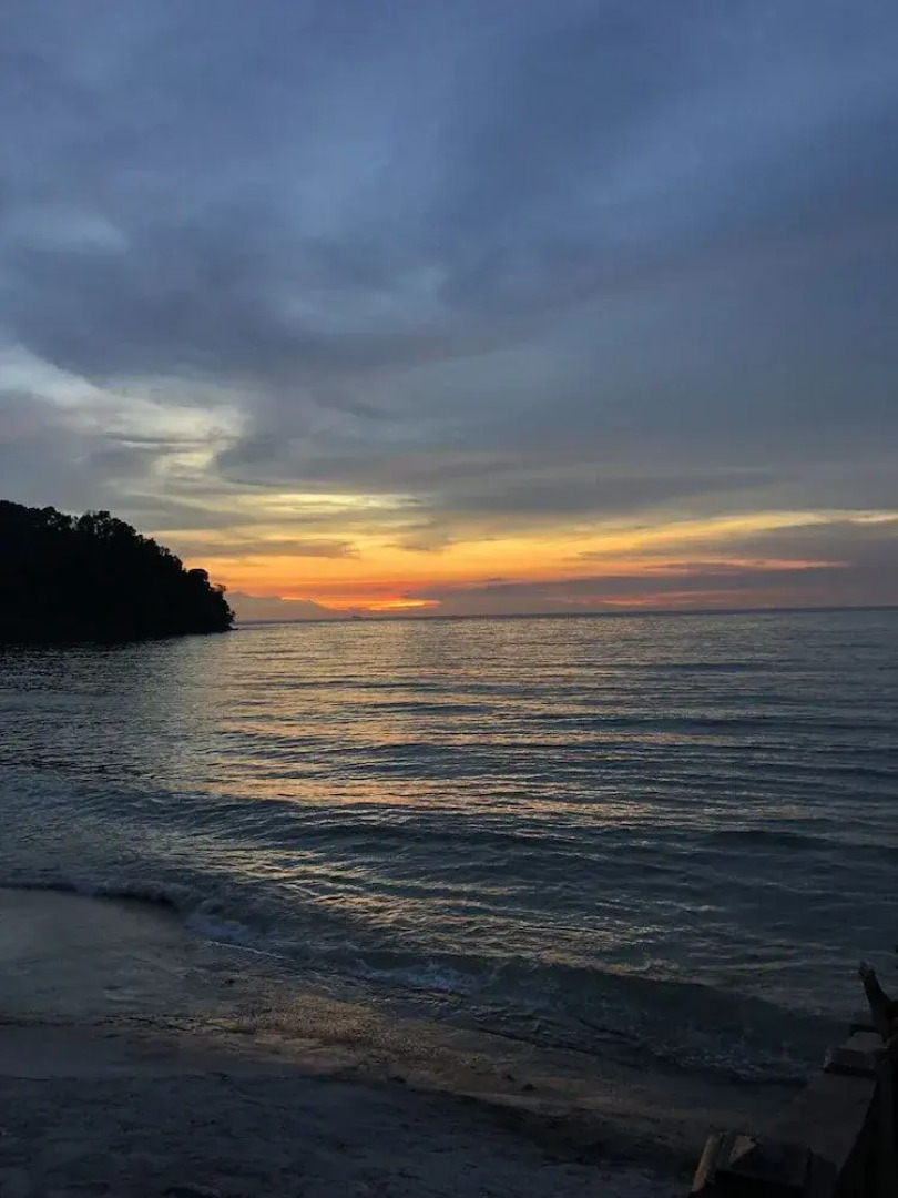 CMK & Private Water Chalet