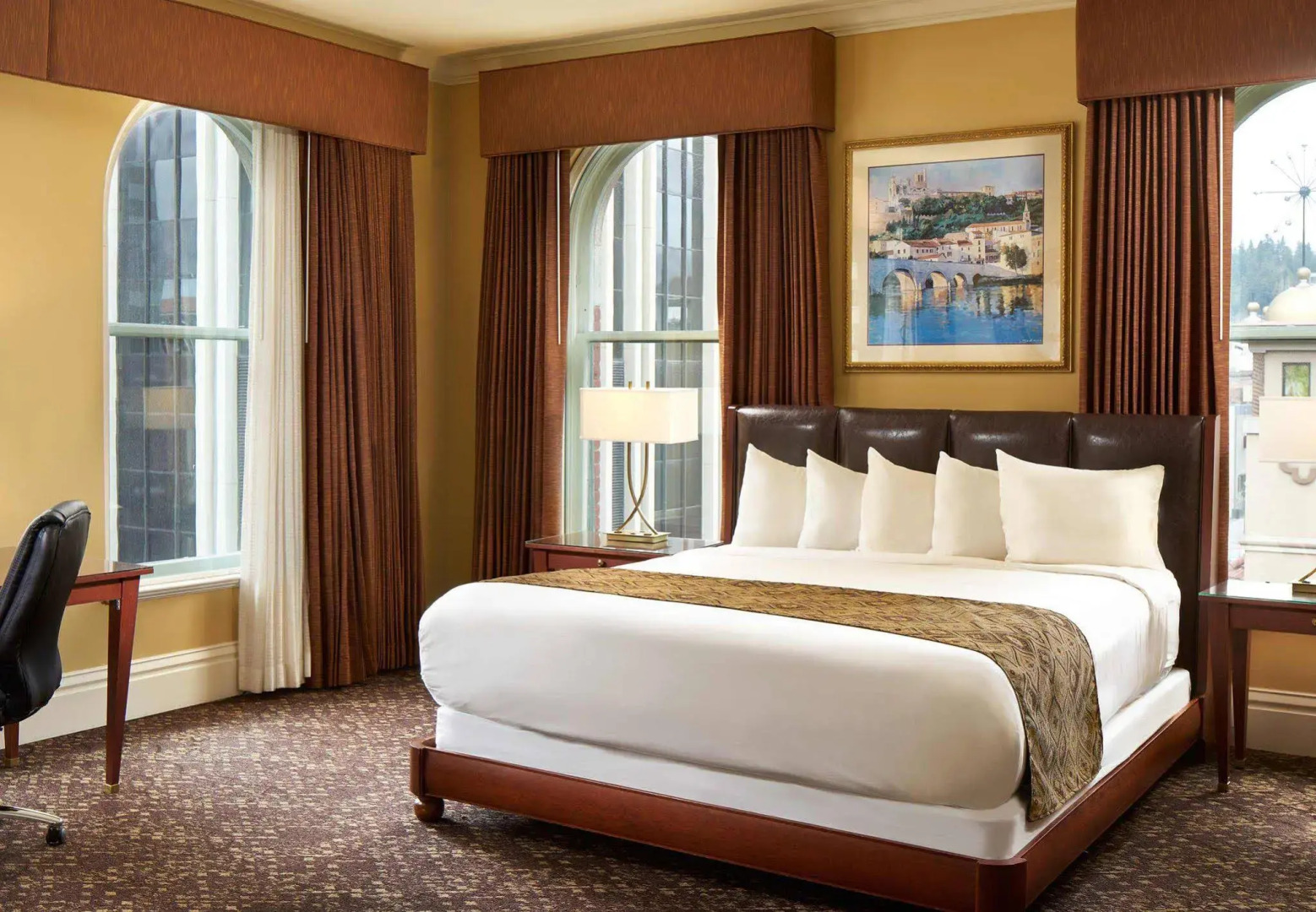 The Louie, A Davenport Hotel, Autograph Collection®