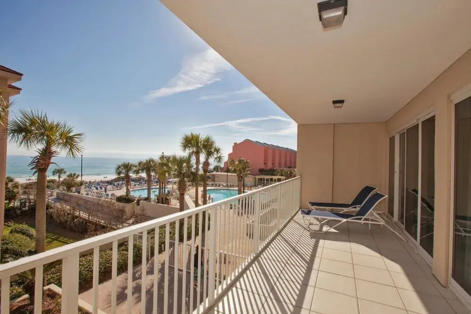 Tides at Top'sl Beach Resort by Panhandle Getaways