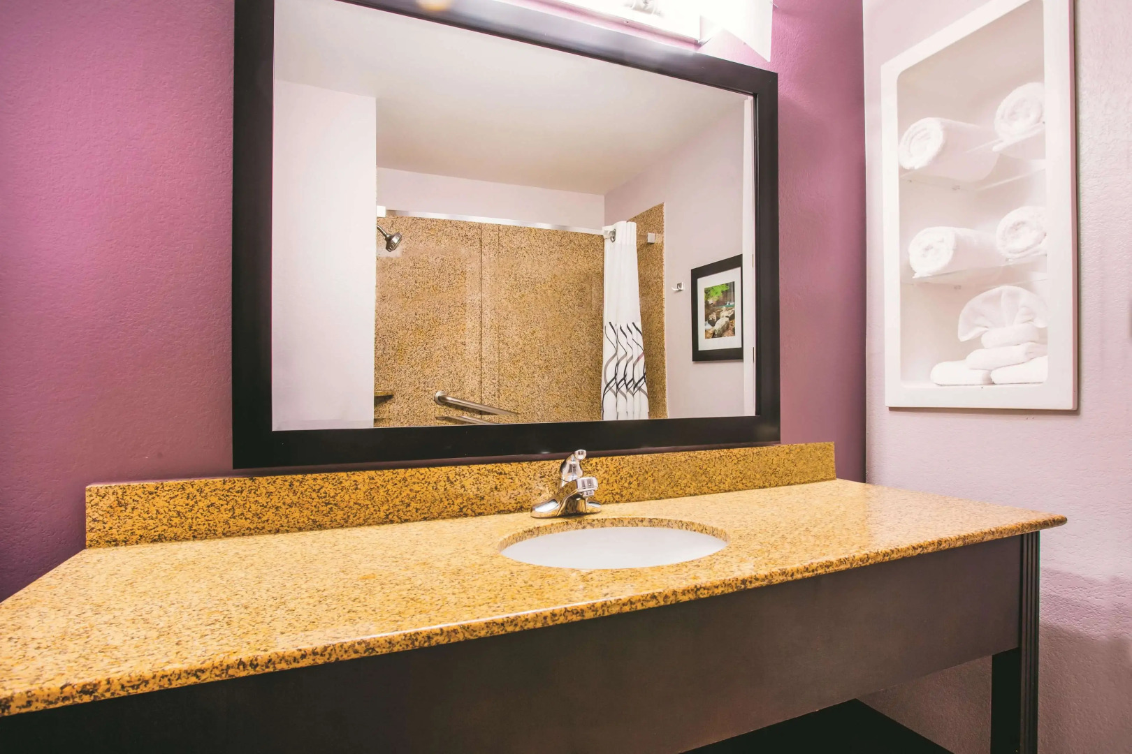 La Quinta Inn & Suites by Wyndham Russellville