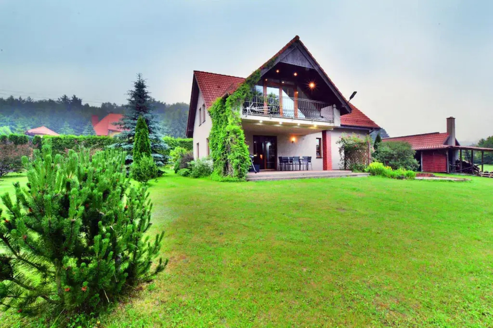 Holiday villa in the countryside, 150 m2, private pond, Swiecianowo