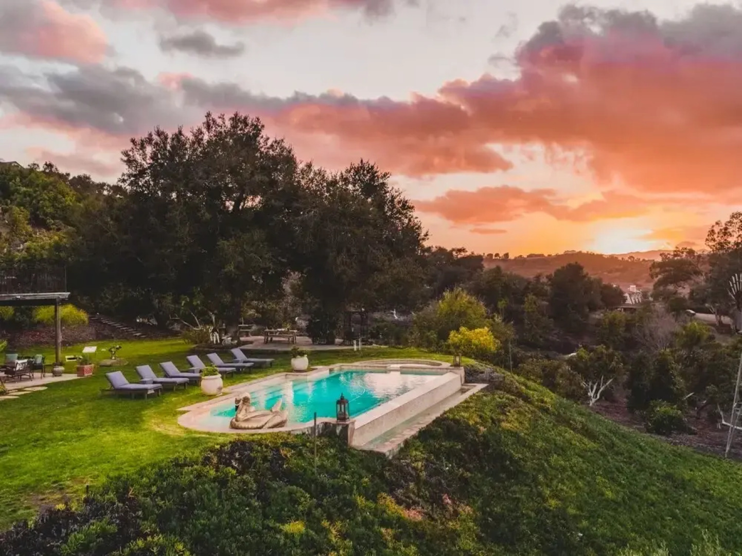 Casa del Arbol by AvantStay | Villa w/ Sunset Views | 5 Acres of Avocado Trees