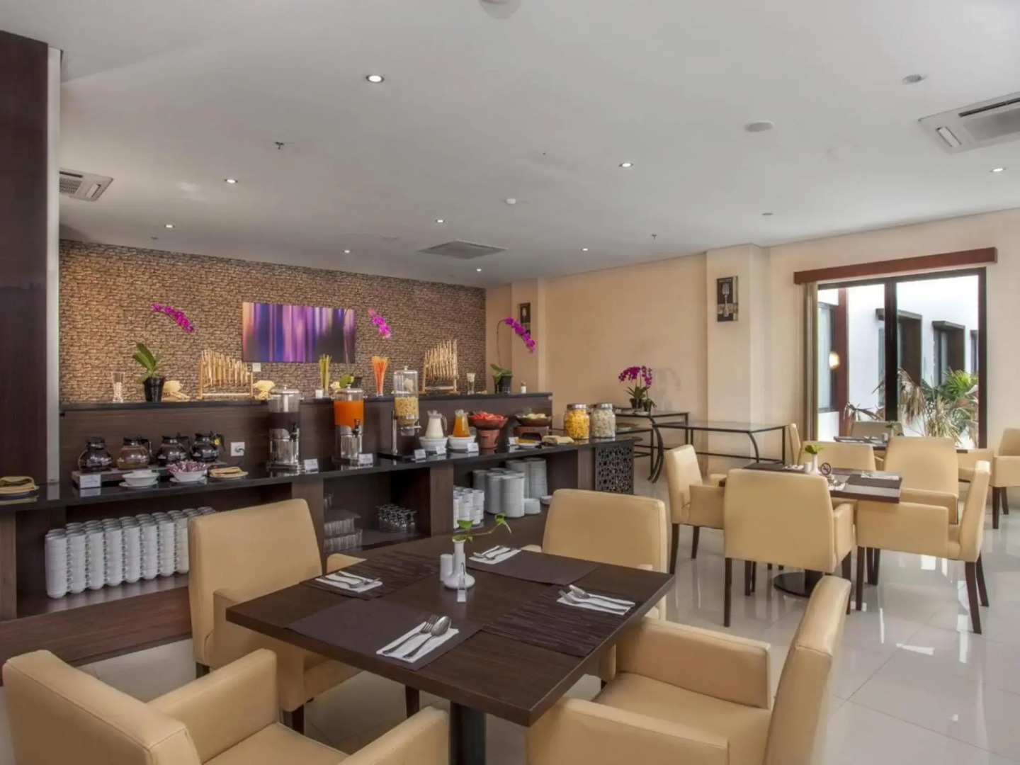 Padjadjaran Suites Resort & Convention