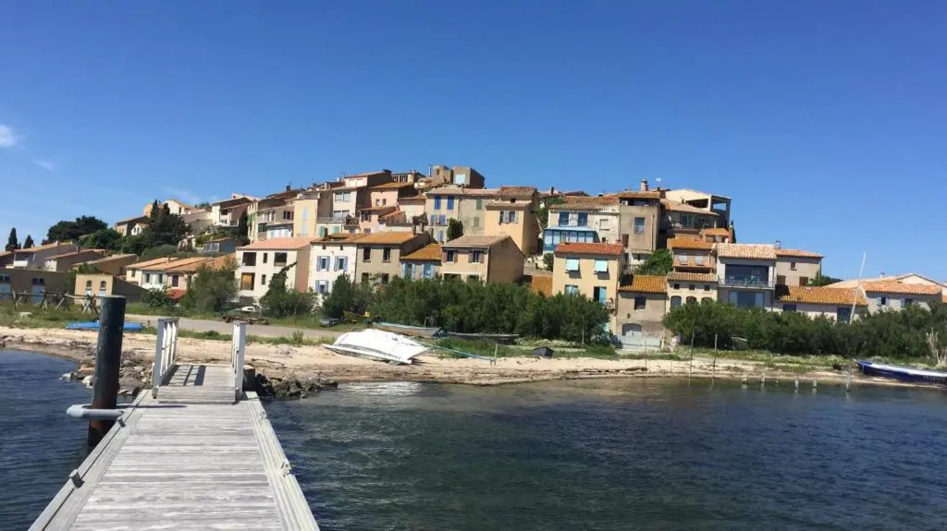 Appartement moderne, vue imprenable