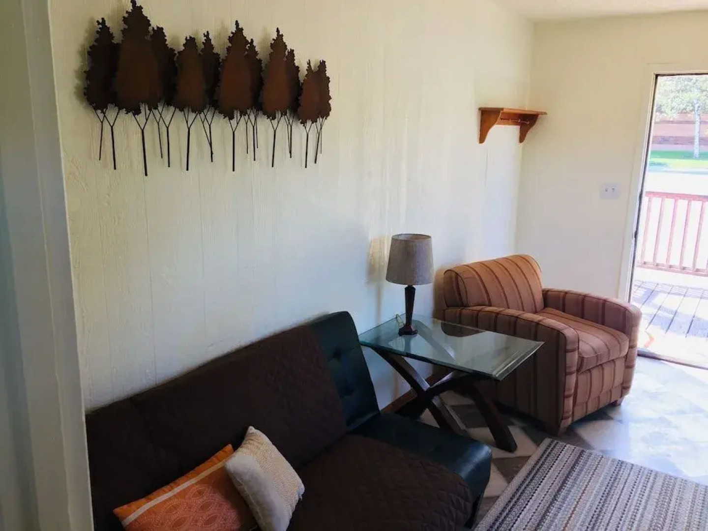 Alaska Coastal Lodging