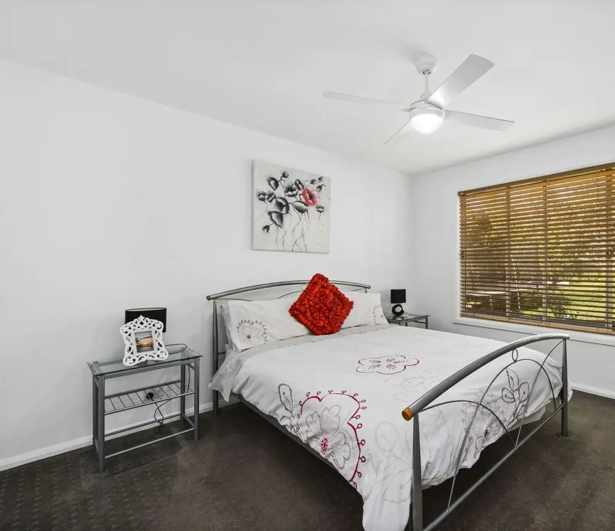 Sunny-Daze - Bonny Hills