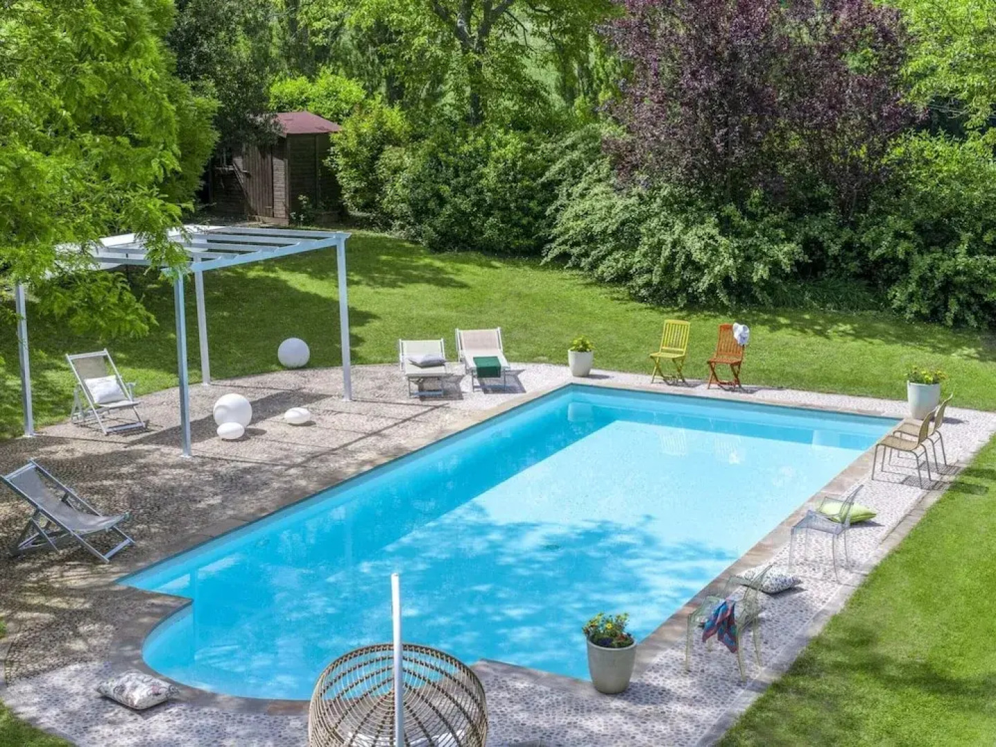 Marche Villa Close Culture